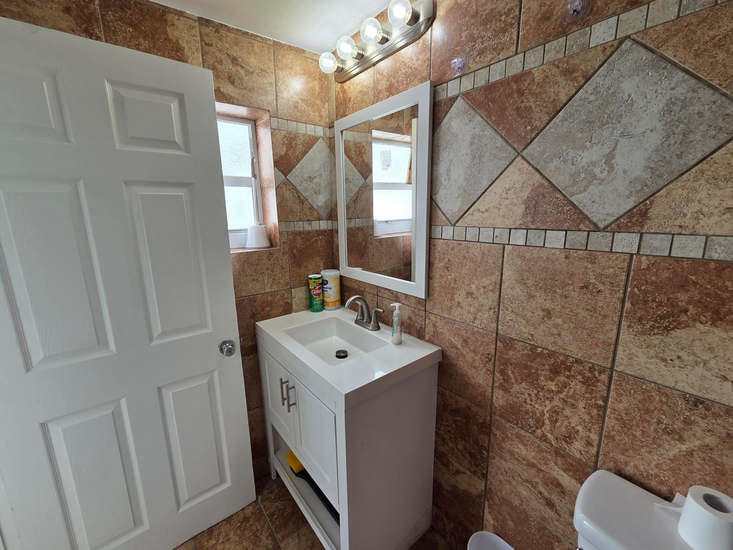 4824 SW 45th Avenue, Dania Beach, FL 33314 — photo 9 of 11
