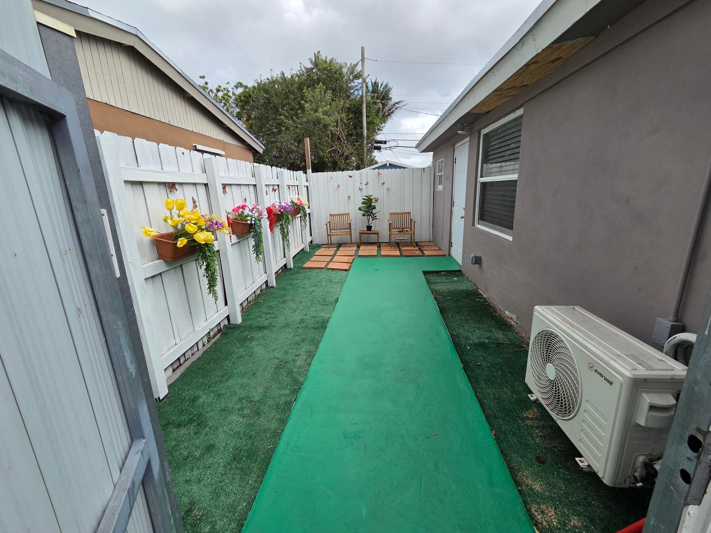 4824 SW 45th Avenue, Dania Beach, FL 33314 — photo 2 of 11