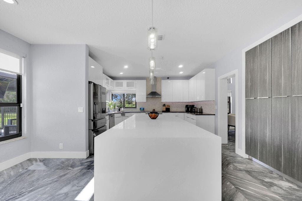 3541 Carlton Lane, Davie, FL 33330 — photo 20 of 88