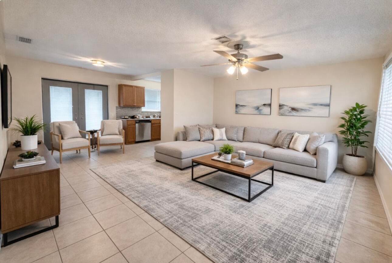 823 Lynnwood Drive, Lake Worth Beach, FL 33461 — photo 2 of 17
