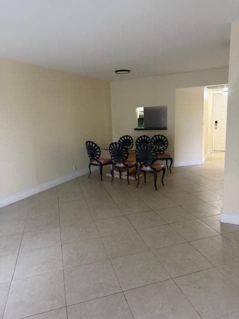 21911 Lake Forest Circle 201, Boca Raton, FL 33433 — photo 5 of 10