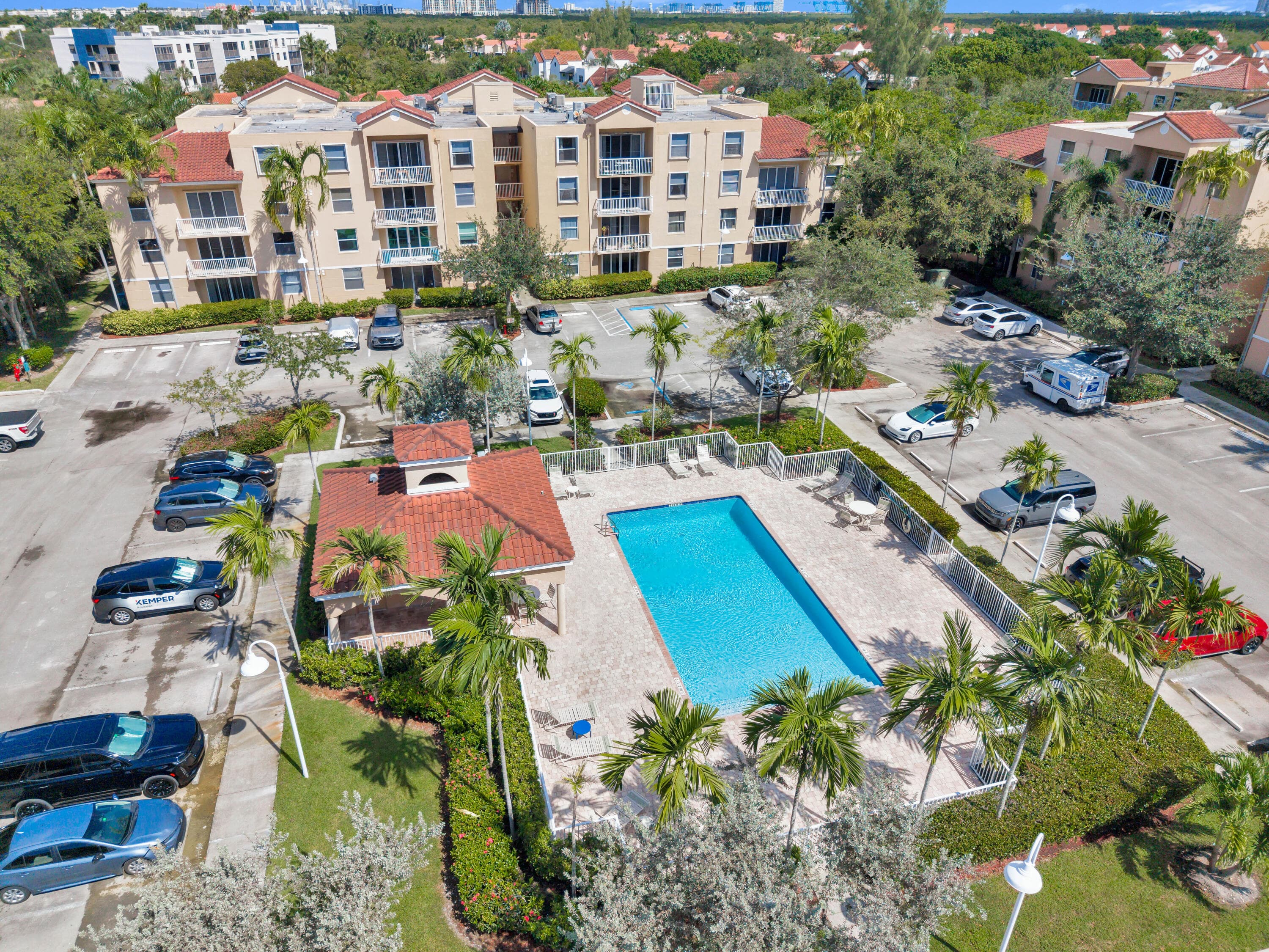 529 E Sheridan Street 2061, Dania Beach, FL 33004 — photo 3 of 33