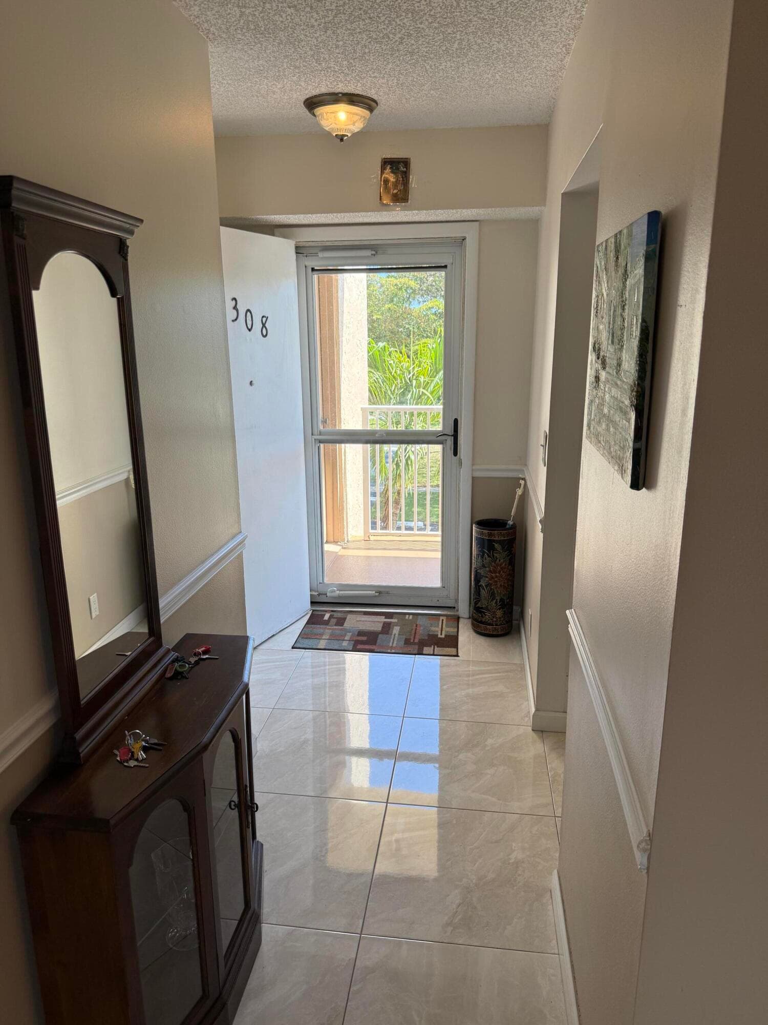1024 SE 5th Avenue 308, Dania Beach, FL 33004 — photo 2 of 51