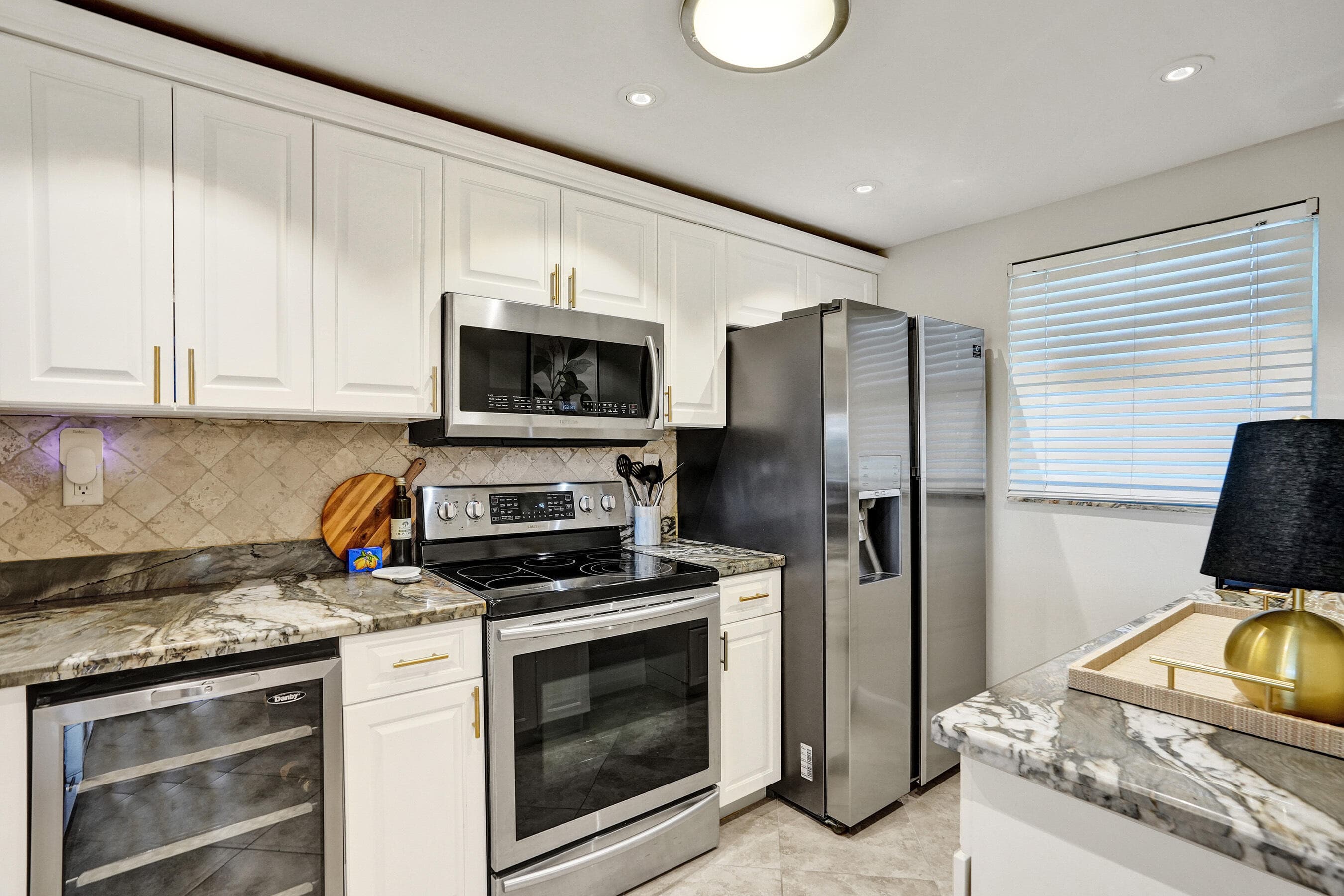 801 S Federal Highway 301, Pompano Beach, FL 33062 — photo 4 of 25