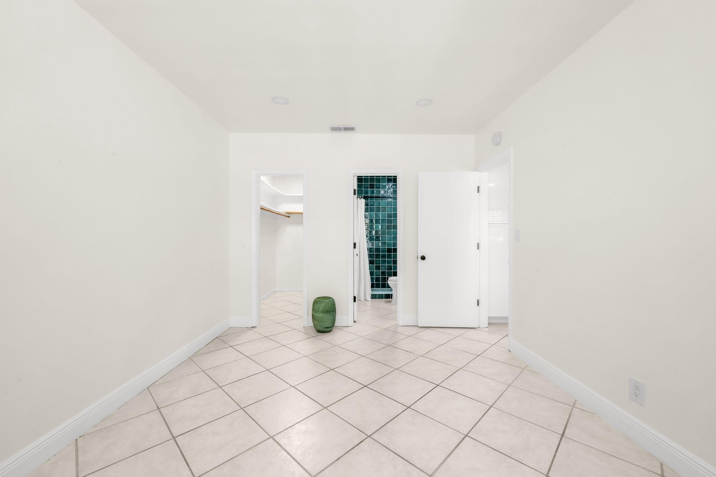 299 SW 7th Street 106, Boca Raton, FL 33432 — photo 18 of 25