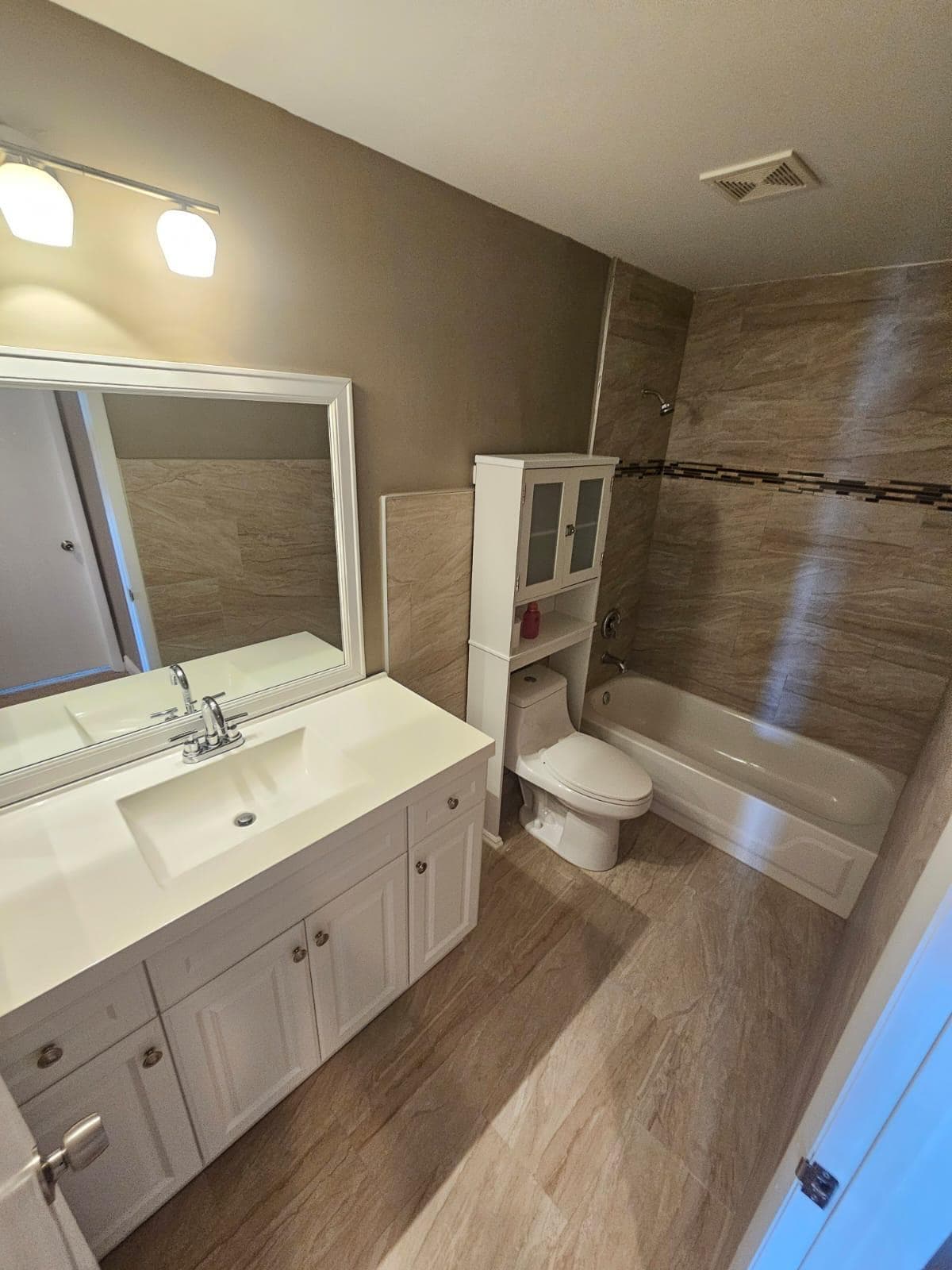 3275 NW 44th Street 2, Oakland Park, FL 33309 — photo 5 of 6