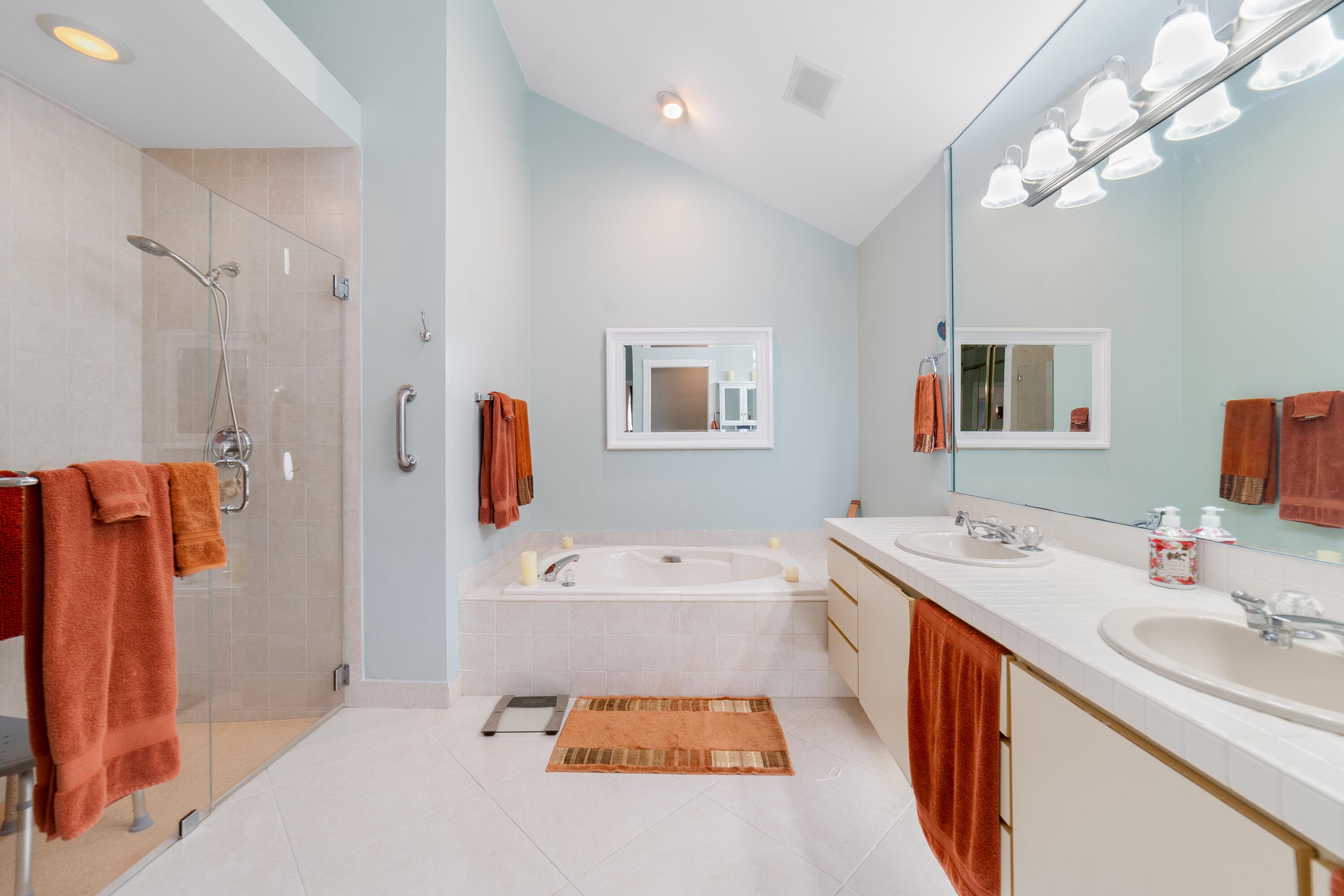 2370 Saratoga Bay Drive, West Palm Beach, FL 33409 — photo 20 of 46