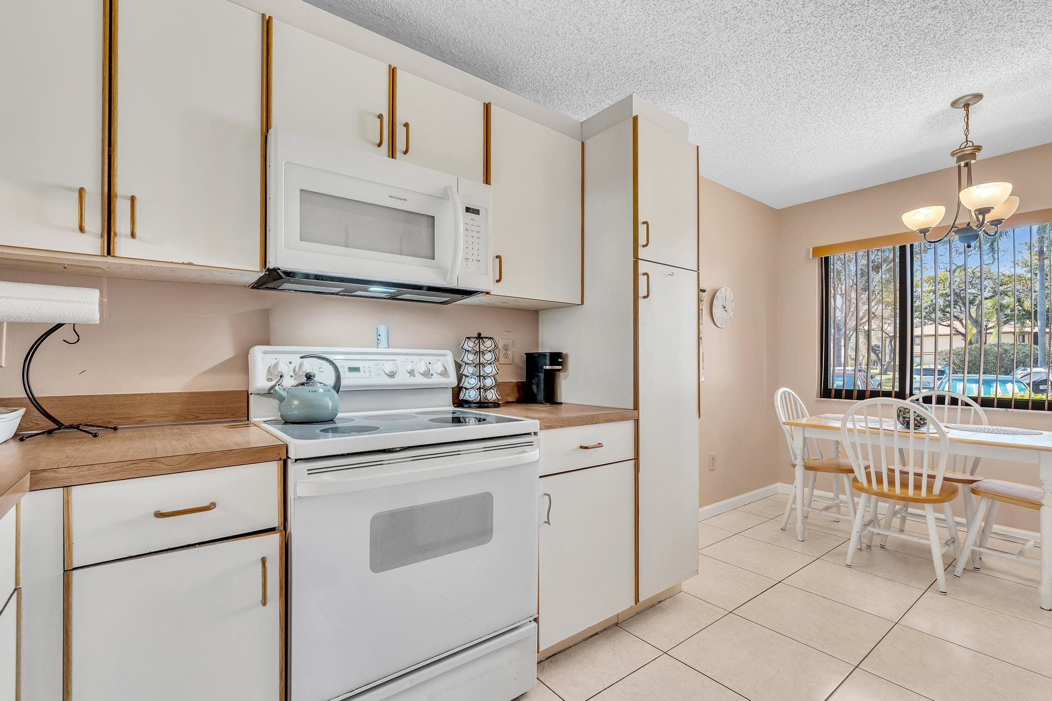10803 W Clairmont Circle 102, Tamarac, FL 33321 — photo 7 of 68