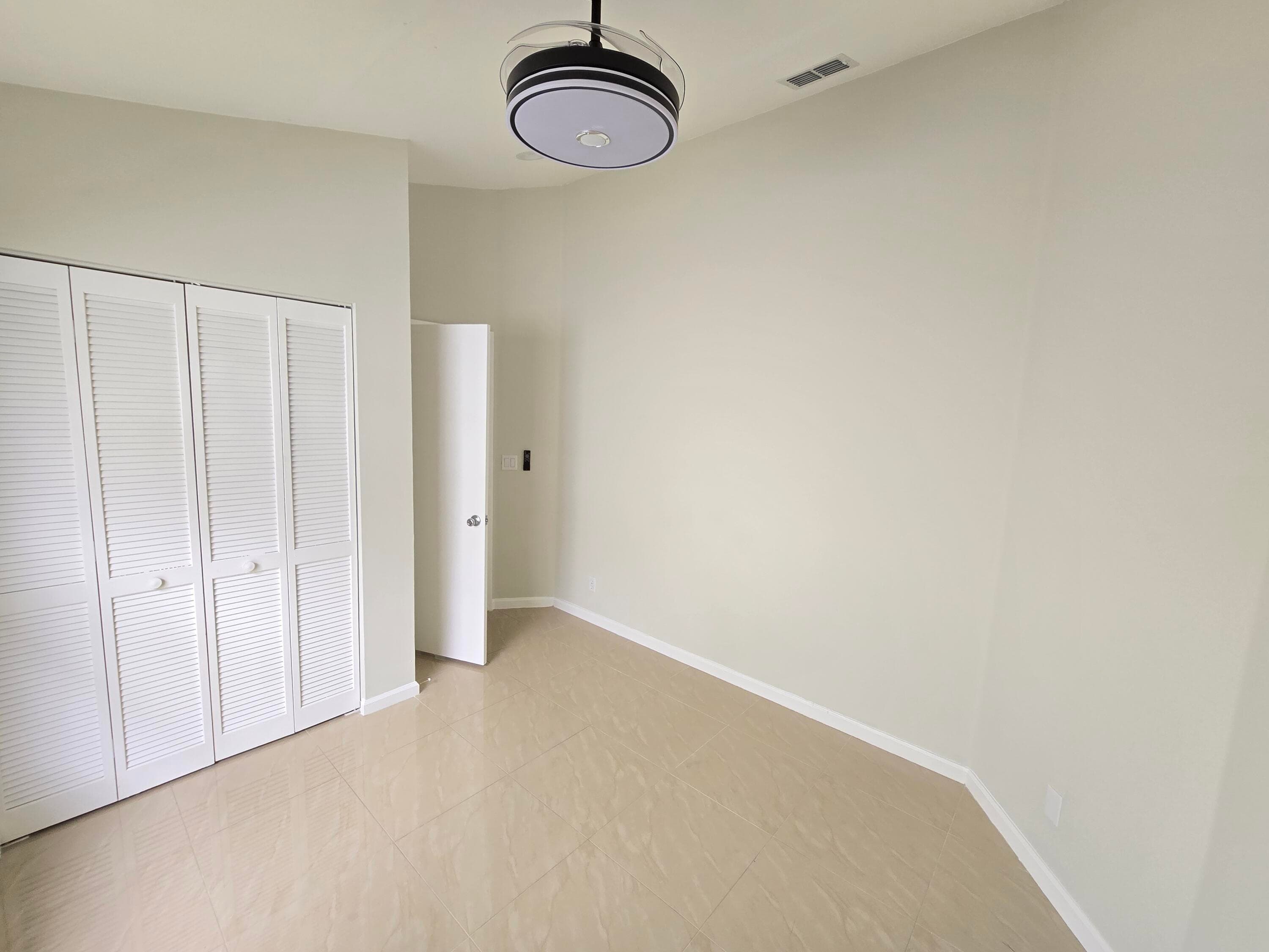 1041 Fairfax Circle W, Boynton Beach, FL 33436 — photo 10 of 19