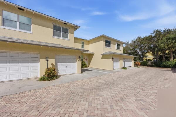 824 SE 4th Court, Deerfield Beach, FL 33441 — photo 3 of 31