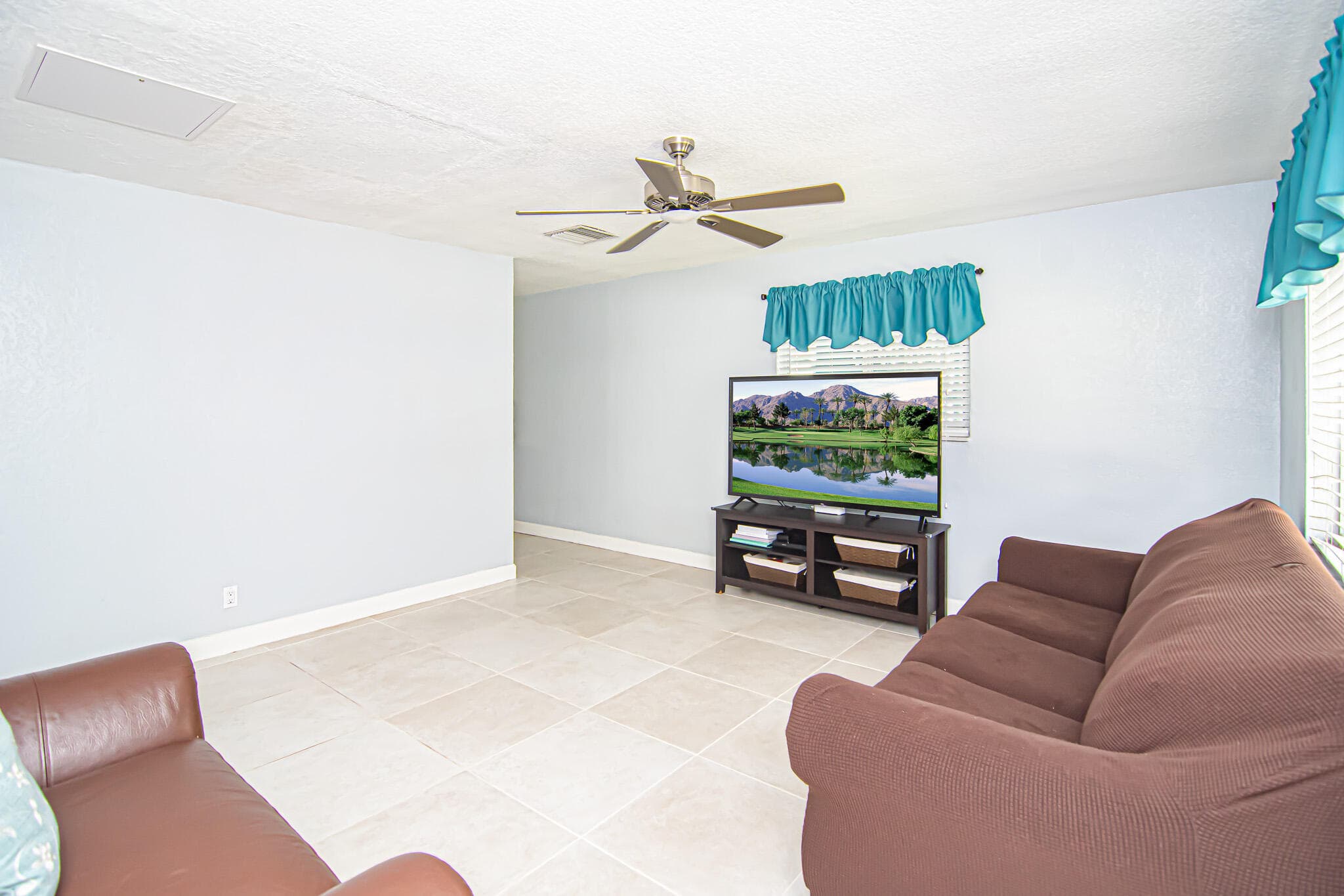 5711 NW 48th Avenue, Tamarac, FL 33319 — photo 4 of 37