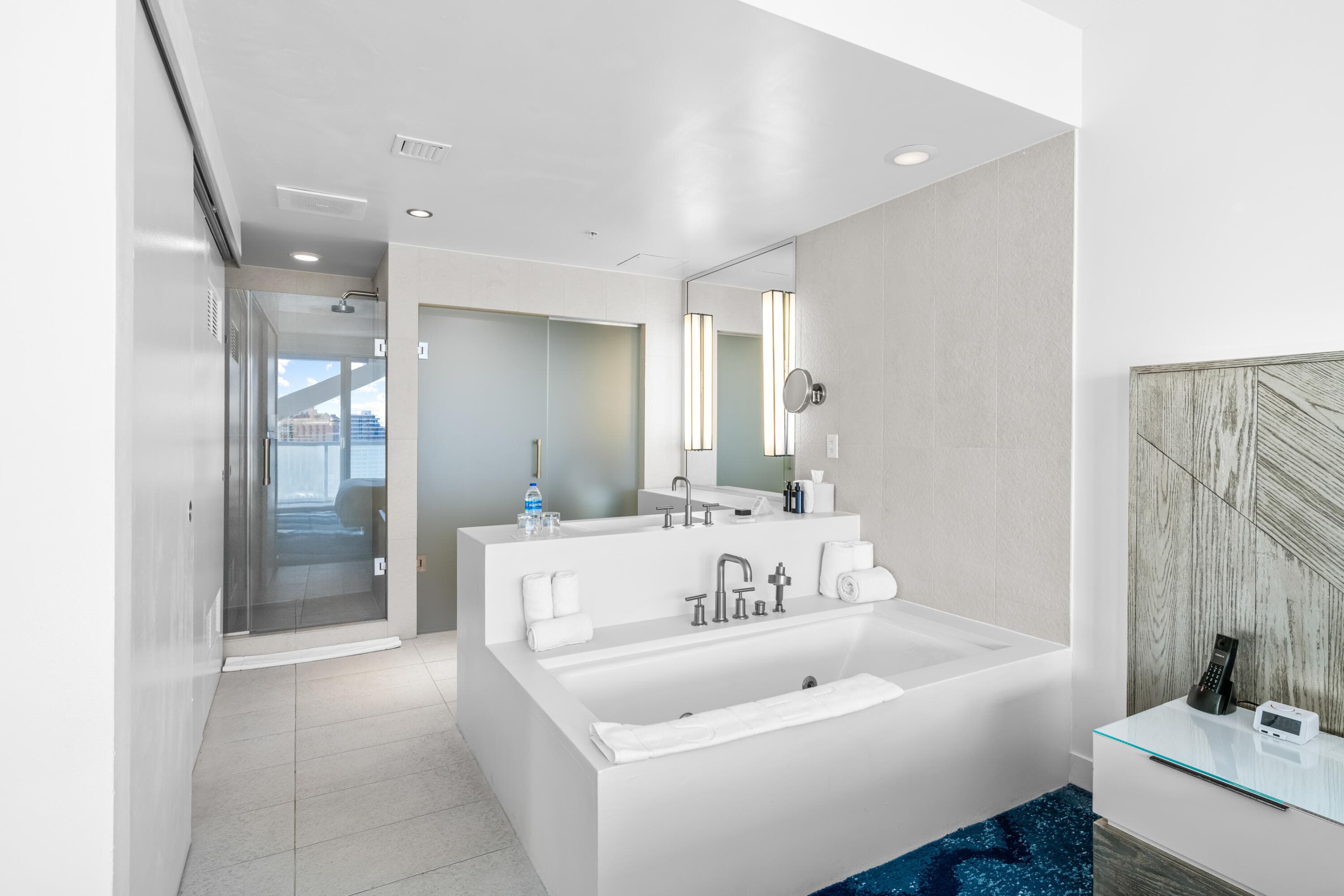 3101 Bayshore Drive 2105, Fort Lauderdale, FL 33304 — photo 23 of 62