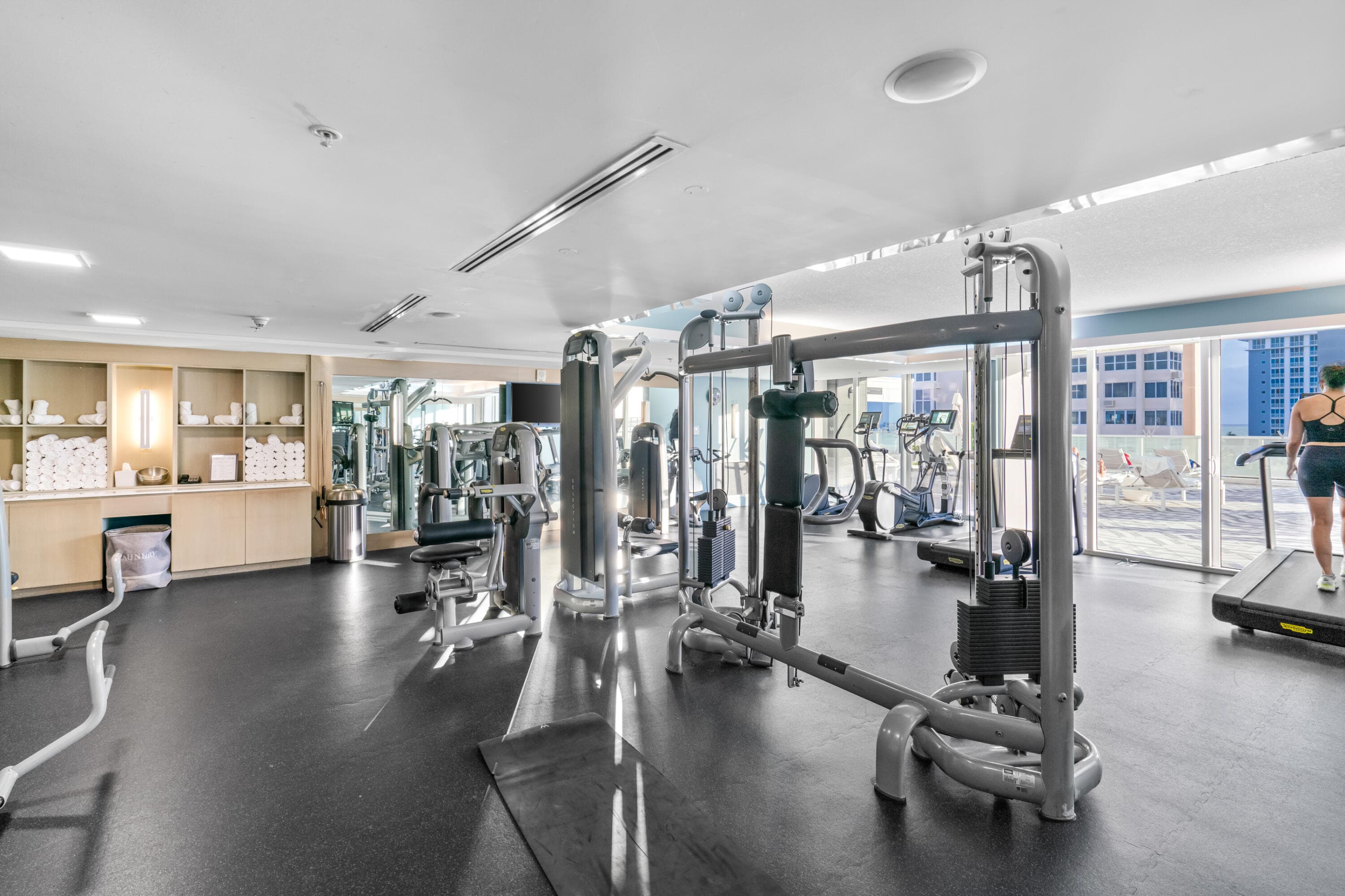 3101 Bayshore Drive 2105, Fort Lauderdale, FL 33304 — photo 43 of 62
