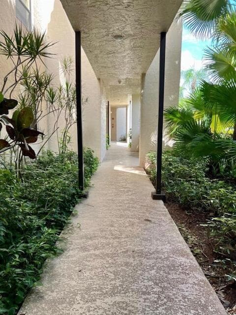 7472 La Paz Boulevard 103, Boca Raton, FL 33433 — photo 3 of 21