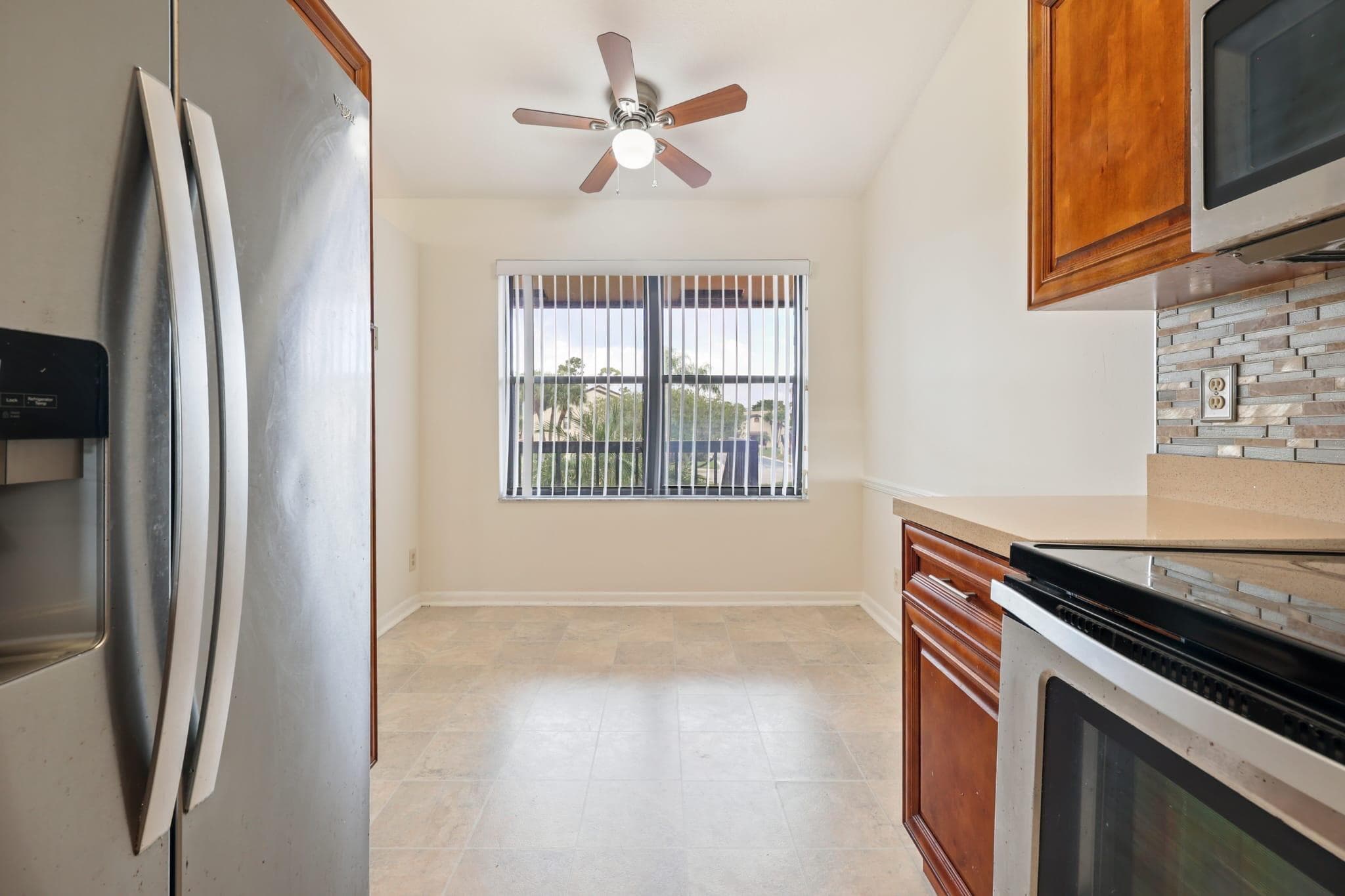 4698 Lucerne Lakes Boulevard E 202, Lake Worth, FL 33467 — photo 9 of 15