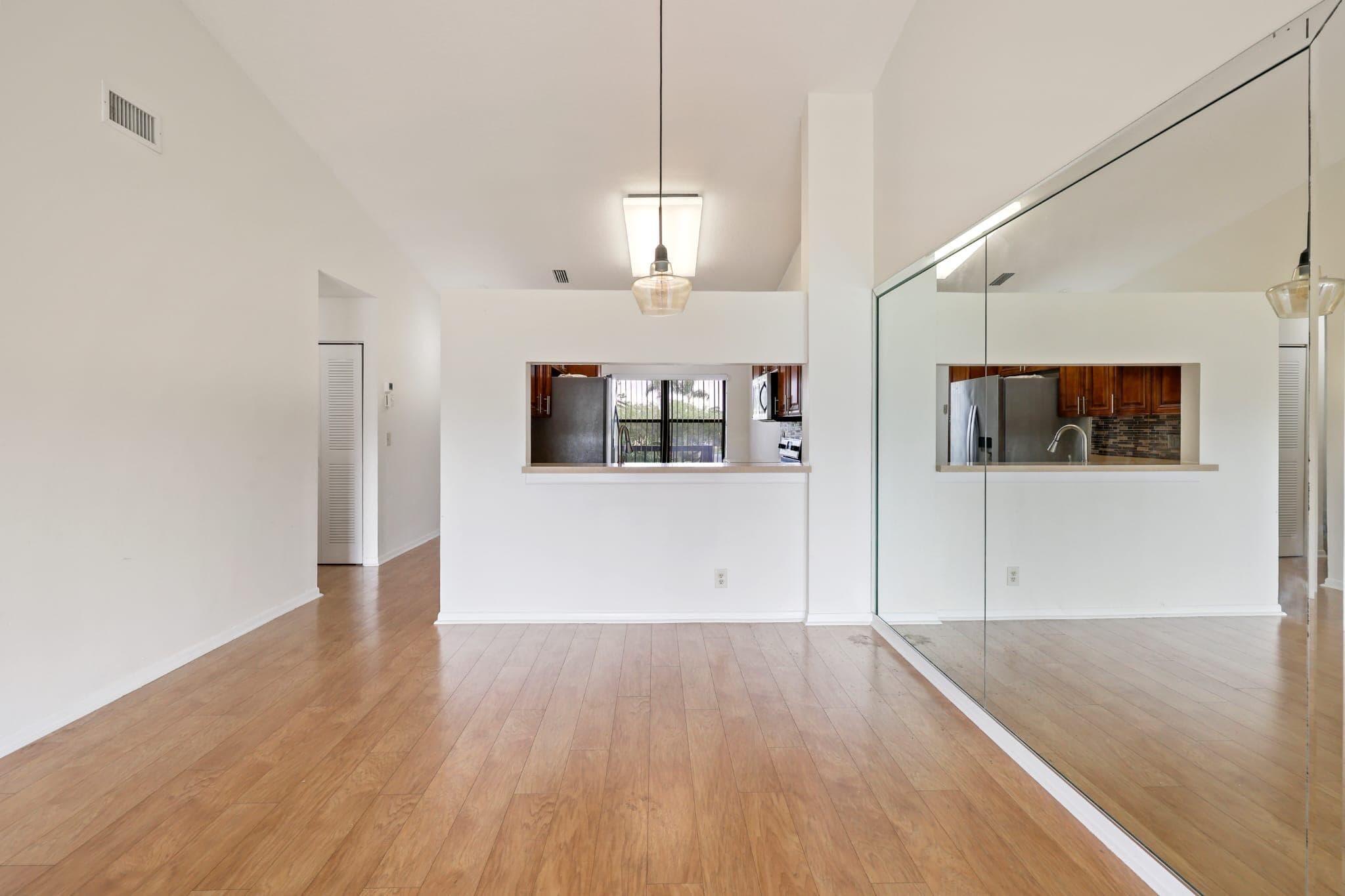 4698 Lucerne Lakes Boulevard E 202, Lake Worth, FL 33467 — photo 10 of 15