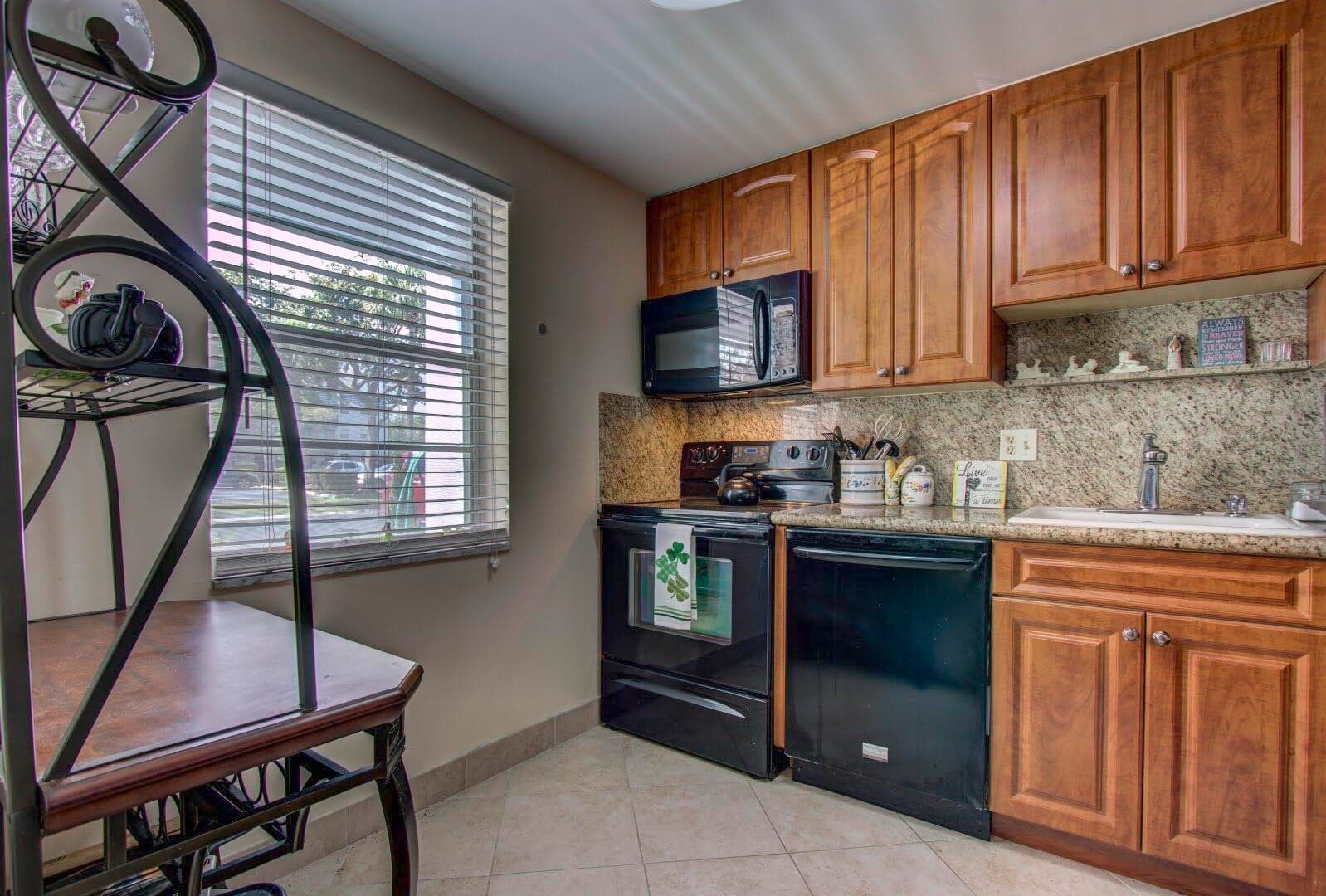 7797 Golf Circle Drive 103, Margate, FL 33063 — photo 3 of 19