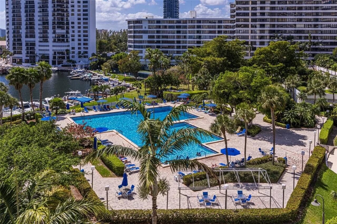 2500 Parkview Drive 412, Hallandale Beach, FL 33009 — photo 35 of 41