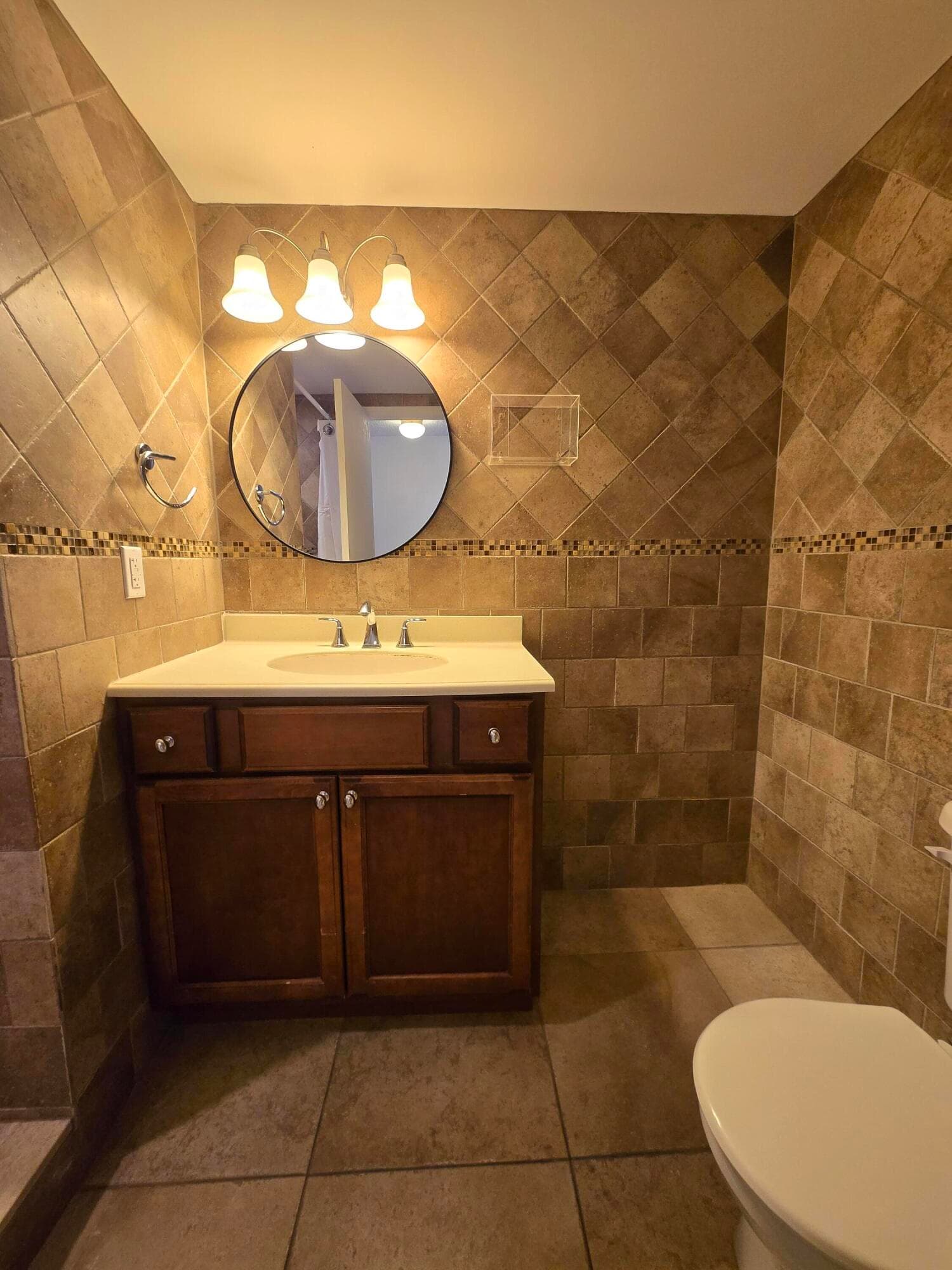 2500 Parkview Drive 412, Hallandale Beach, FL 33009 — photo 22 of 41