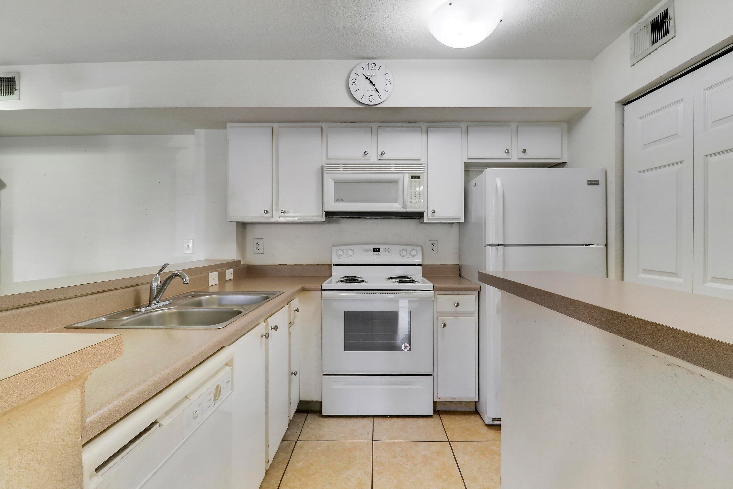 181 SW Palm Drive 103, Port St. Lucie, FL 34986 — photo 15 of 39