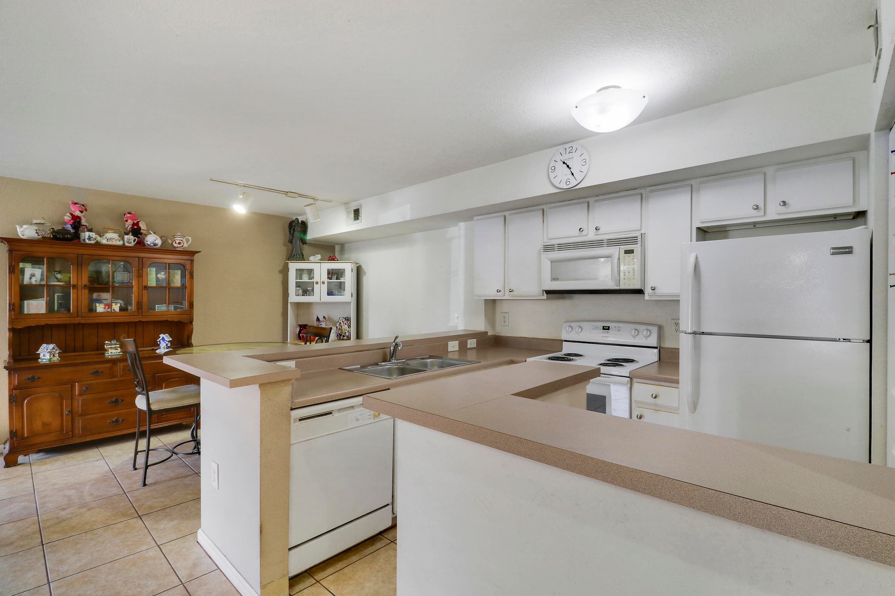 181 SW Palm Drive 103, Port St. Lucie, FL 34986 — photo 14 of 39