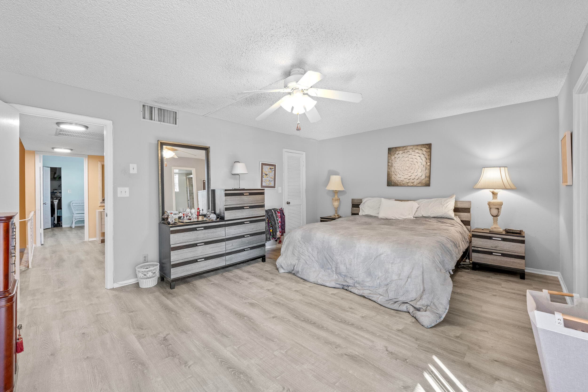 2212 NE 7th Street, Hallandale Beach, FL 33009 — photo 14 of 22