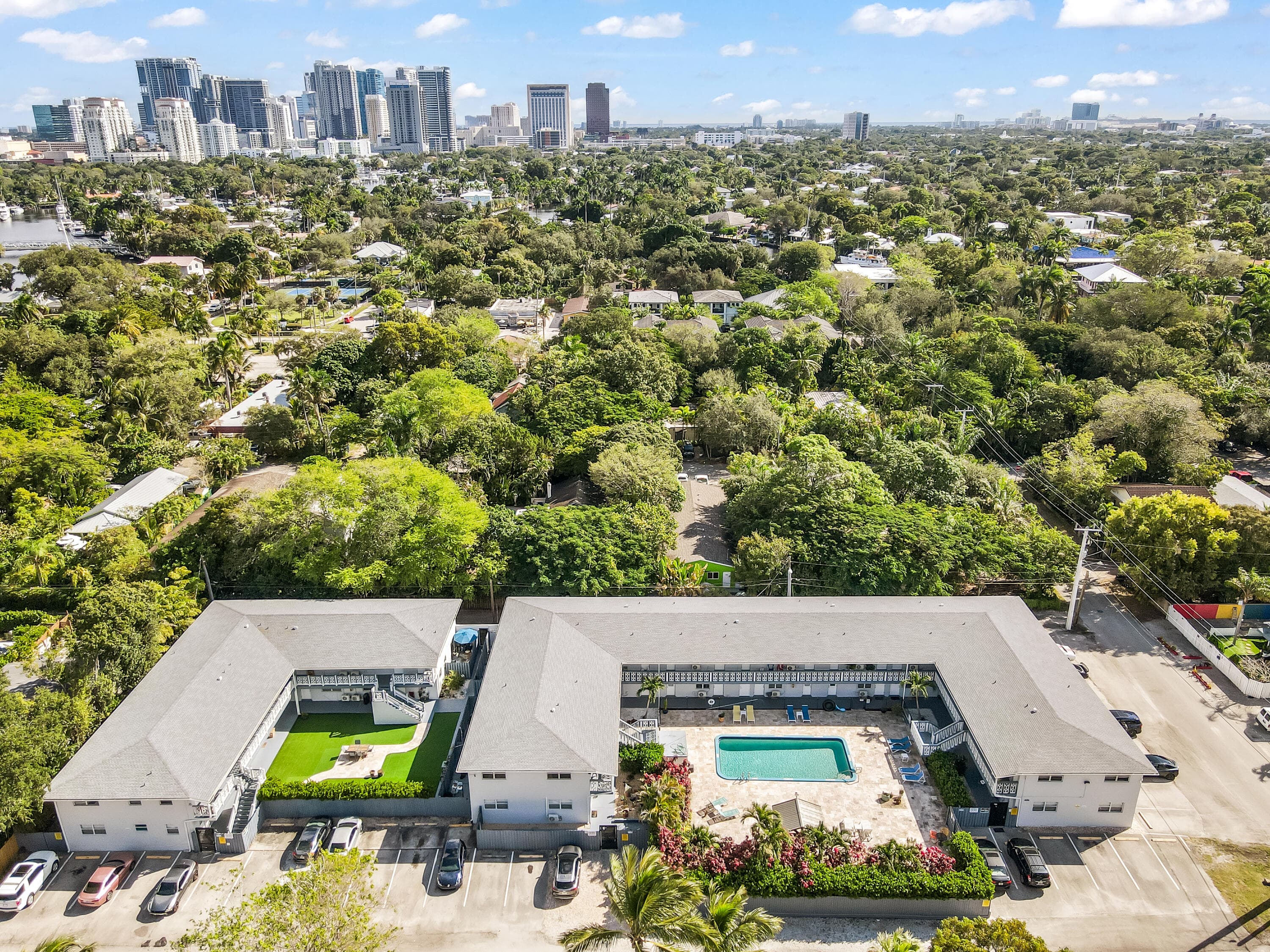 626 SW 14th Avenue 111, Fort Lauderdale, FL 33312 — photo 1 of 13