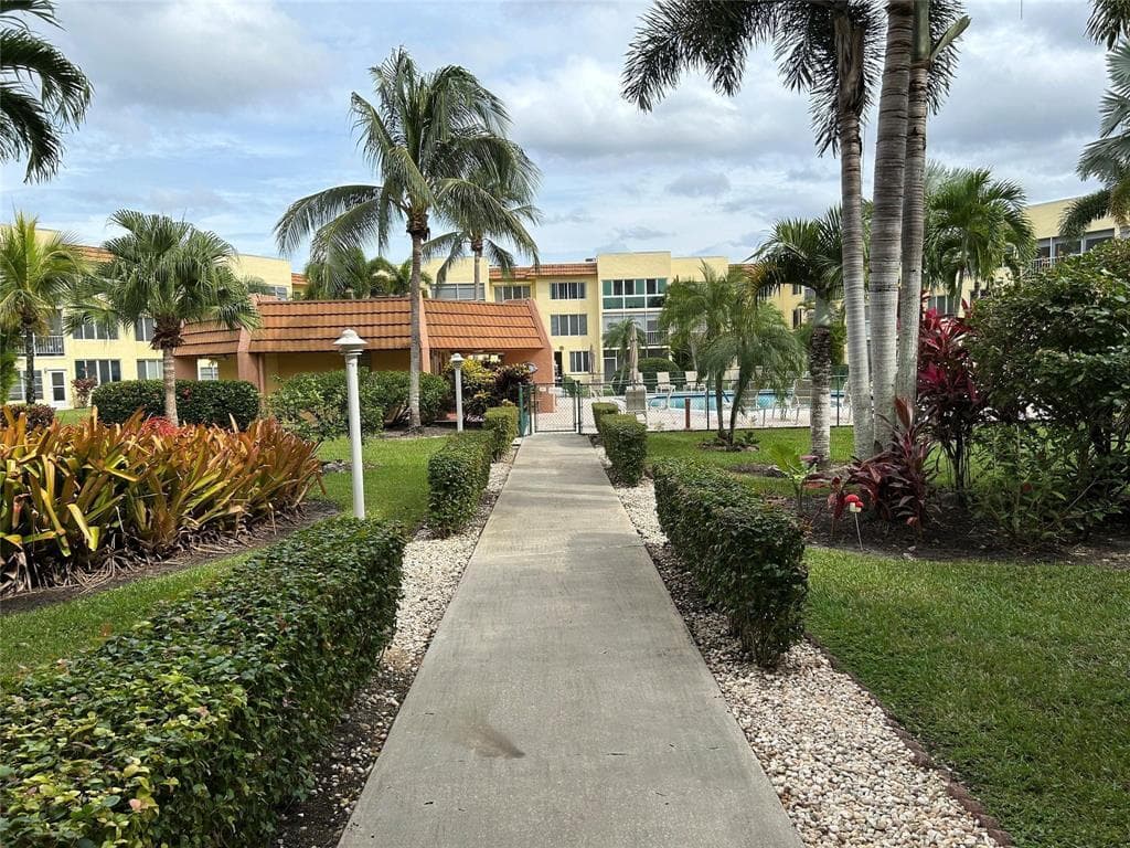 6770 Royal Palm Boulevard 301, Margate, FL 33063 — photo 25 of 32