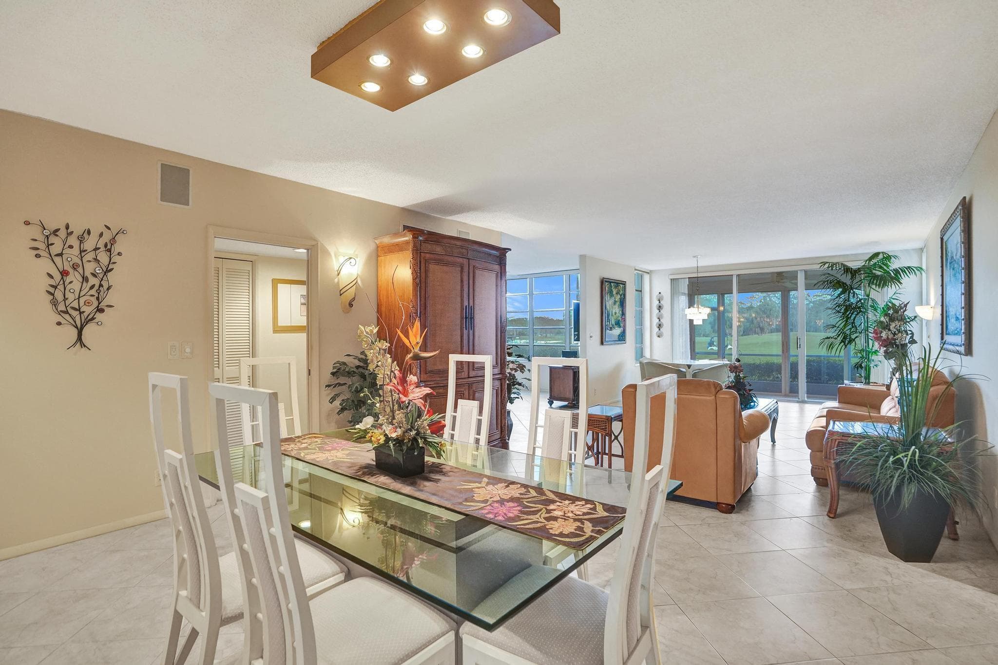 806 Cypress Boulevard 104, Pompano Beach, FL 33069 — photo 4 of 110