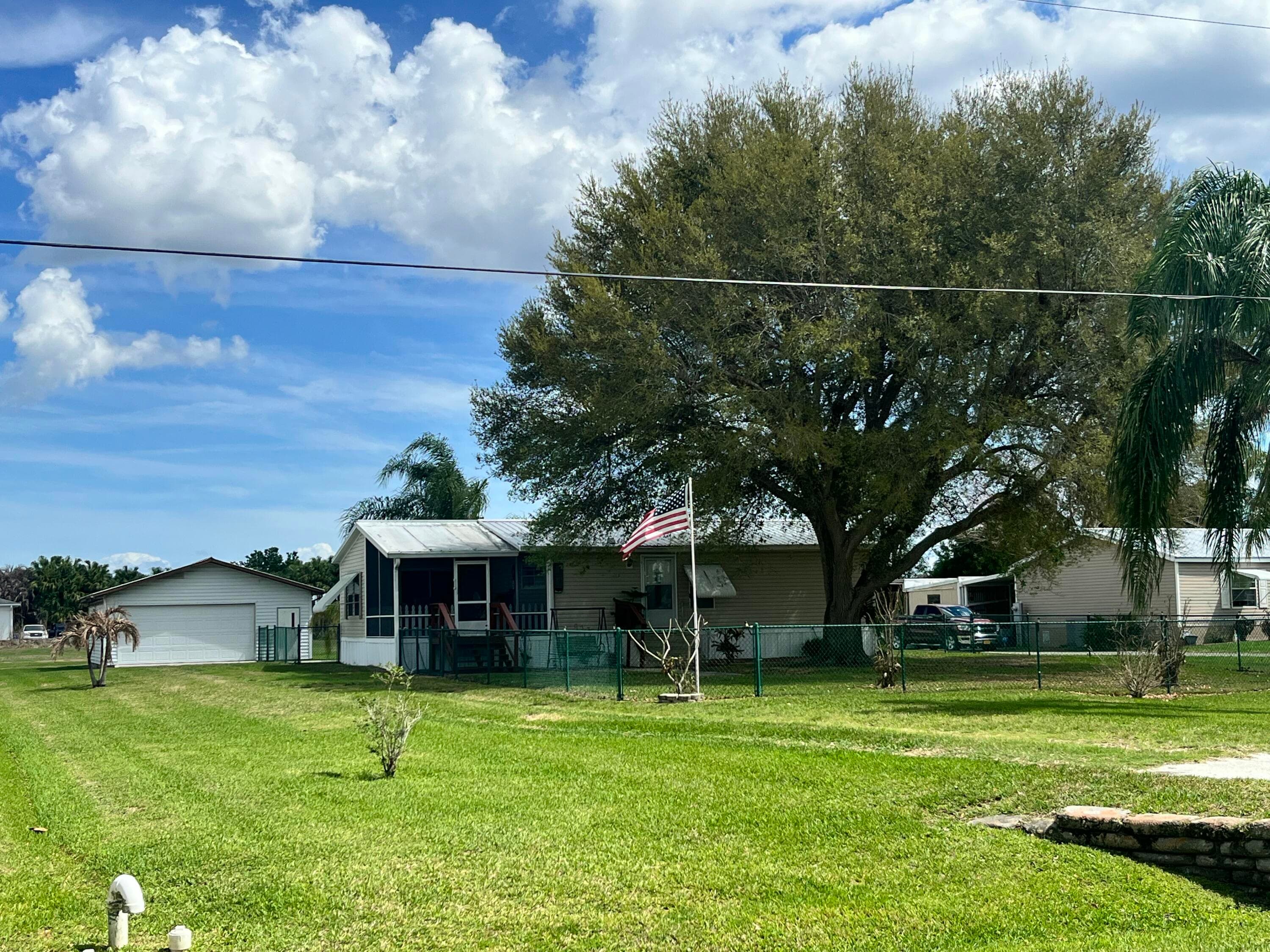 4064 SW 9th Way, Okeechobee, FL 34974 — photo 19 of 39