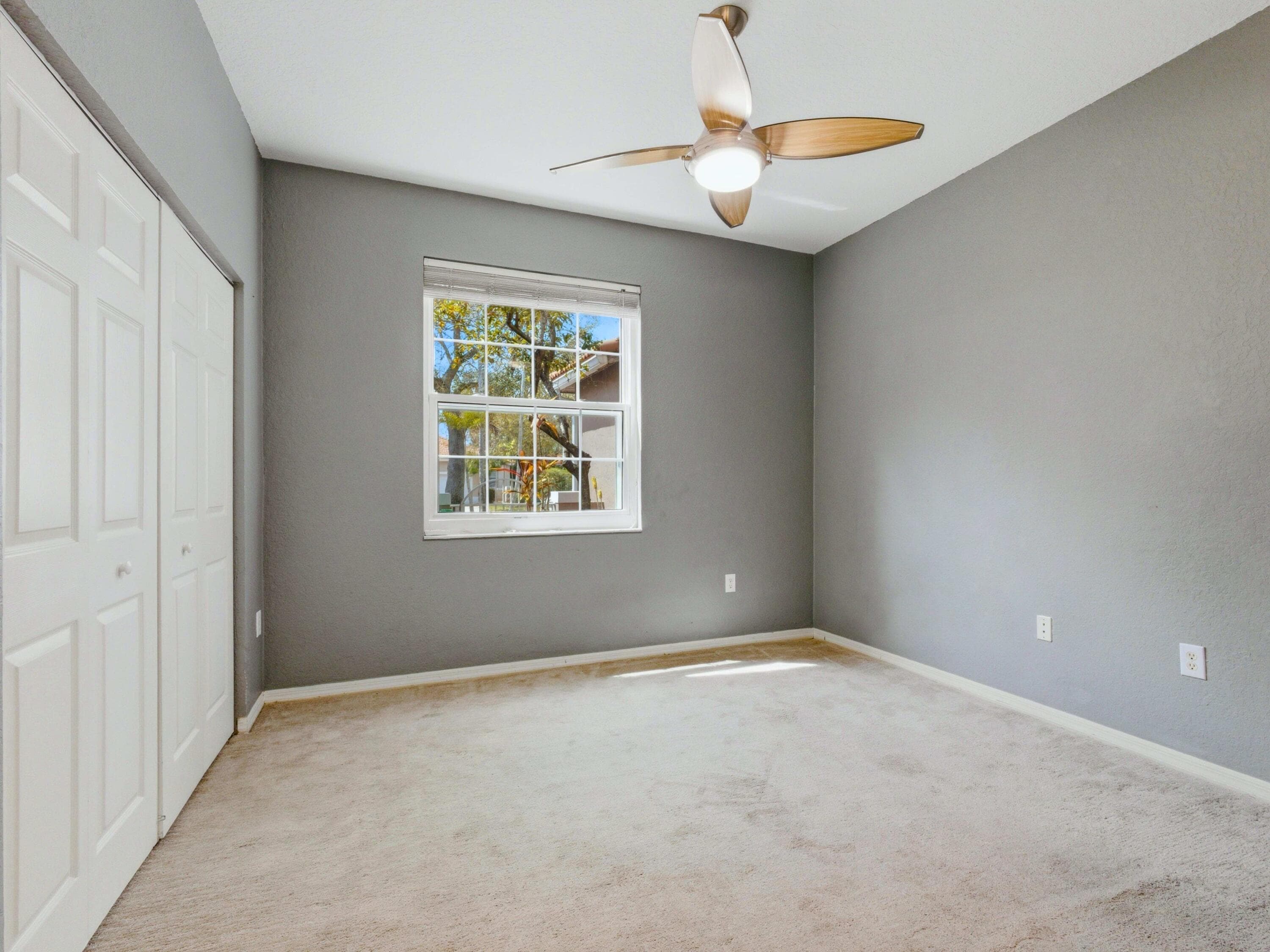 2920 E Aragon Boulevard 3, Sunrise, FL 33313 — photo 16 of 52