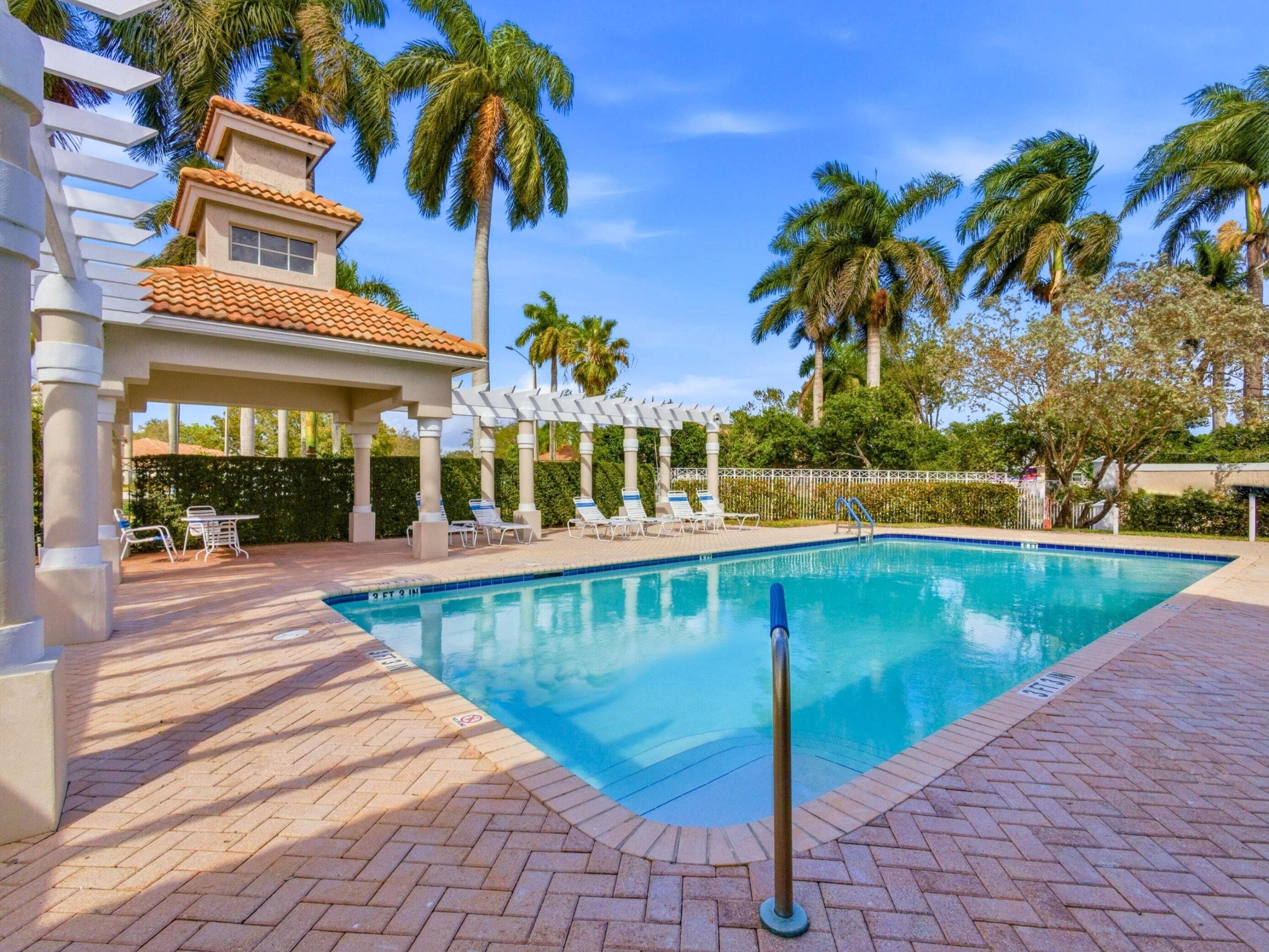 2920 E Aragon Boulevard 3, Sunrise, FL 33313 — photo 38 of 52