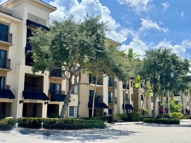 4905 Midtown Lane 2405, Palm Beach Gardens, FL 33418 — photo 2 of 29