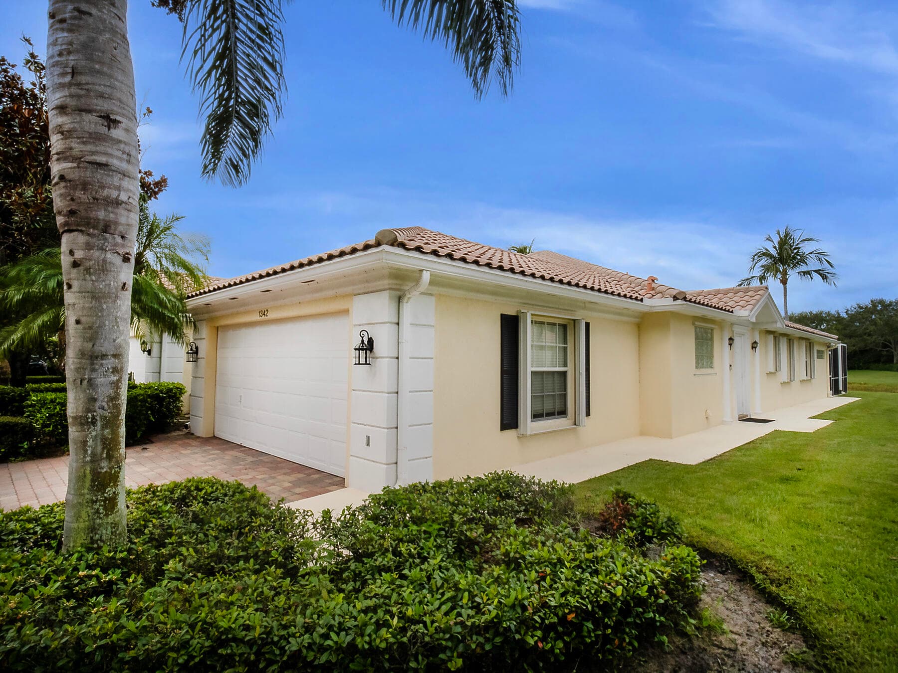 1342 St Lawrence Drive, Palm Beach Gardens, FL 33410 — photo 3 of 20