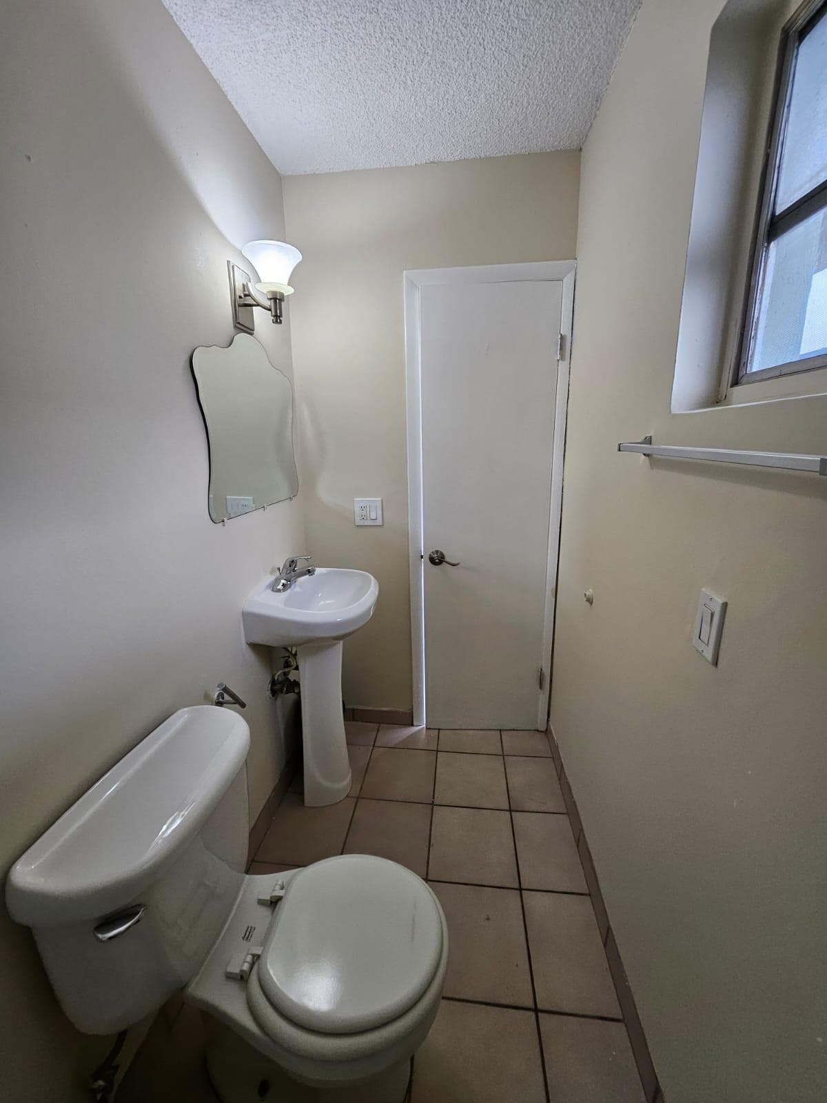 1232 SW 30th Court, Miami, FL 33135 — photo 7 of 13
