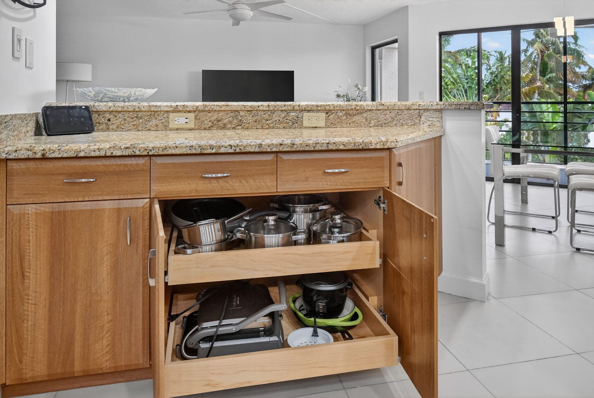 5851 Camino Del Sol 402, Boca Raton, FL 33433 — photo 11 of 38