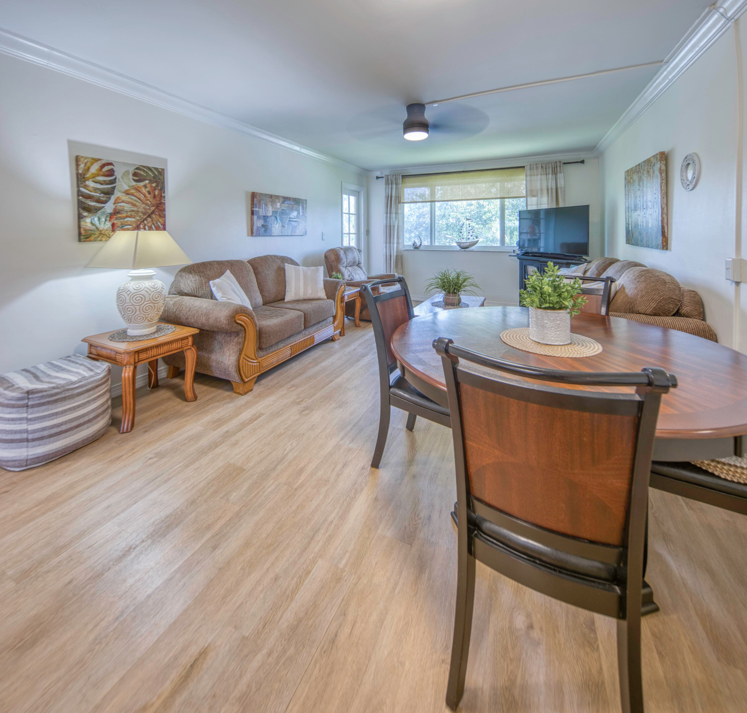2566 Garden Drive S, Lake Worth Beach, FL 33461 — photo 2 of 12