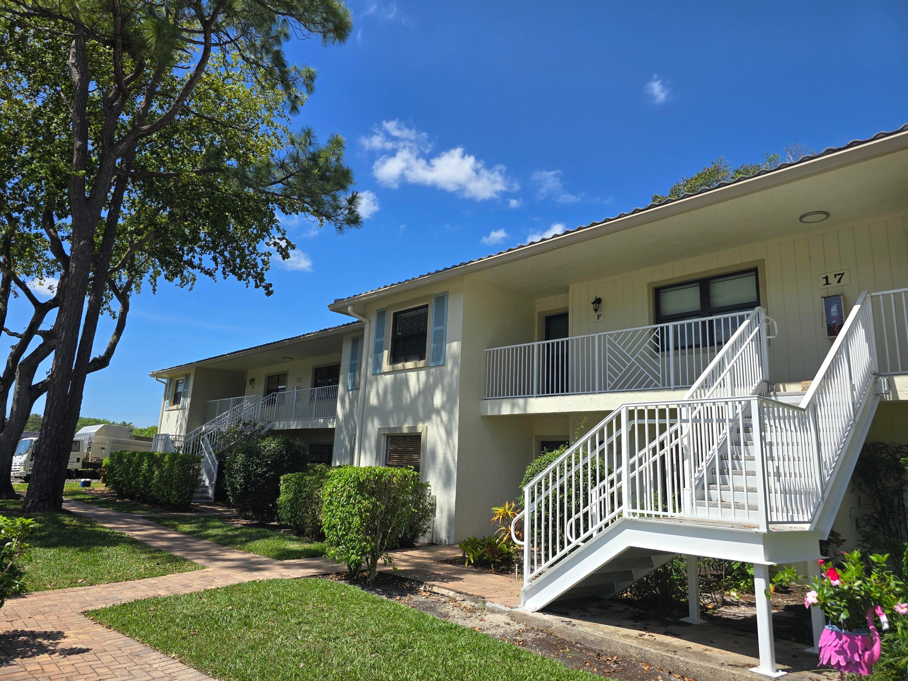 17 Westgate Lane 17h, Boynton Beach, FL 33436 — photo 2 of 26