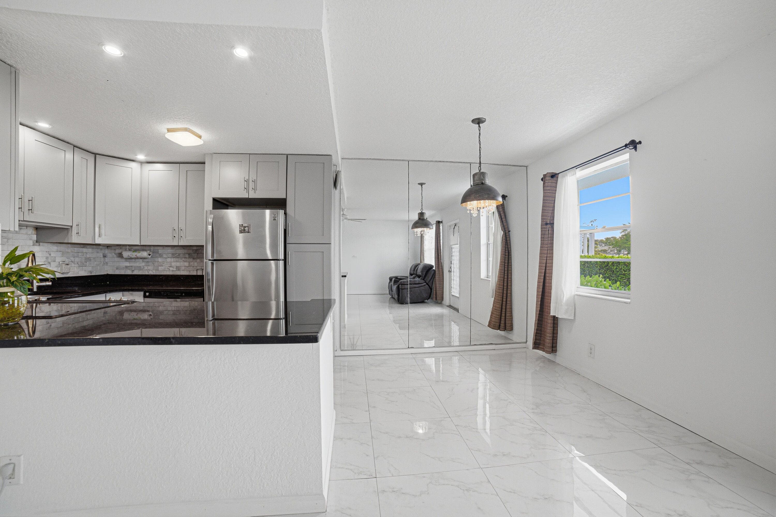 51 Markham C, Deerfield Beach, FL 33442 — photo 4 of 47