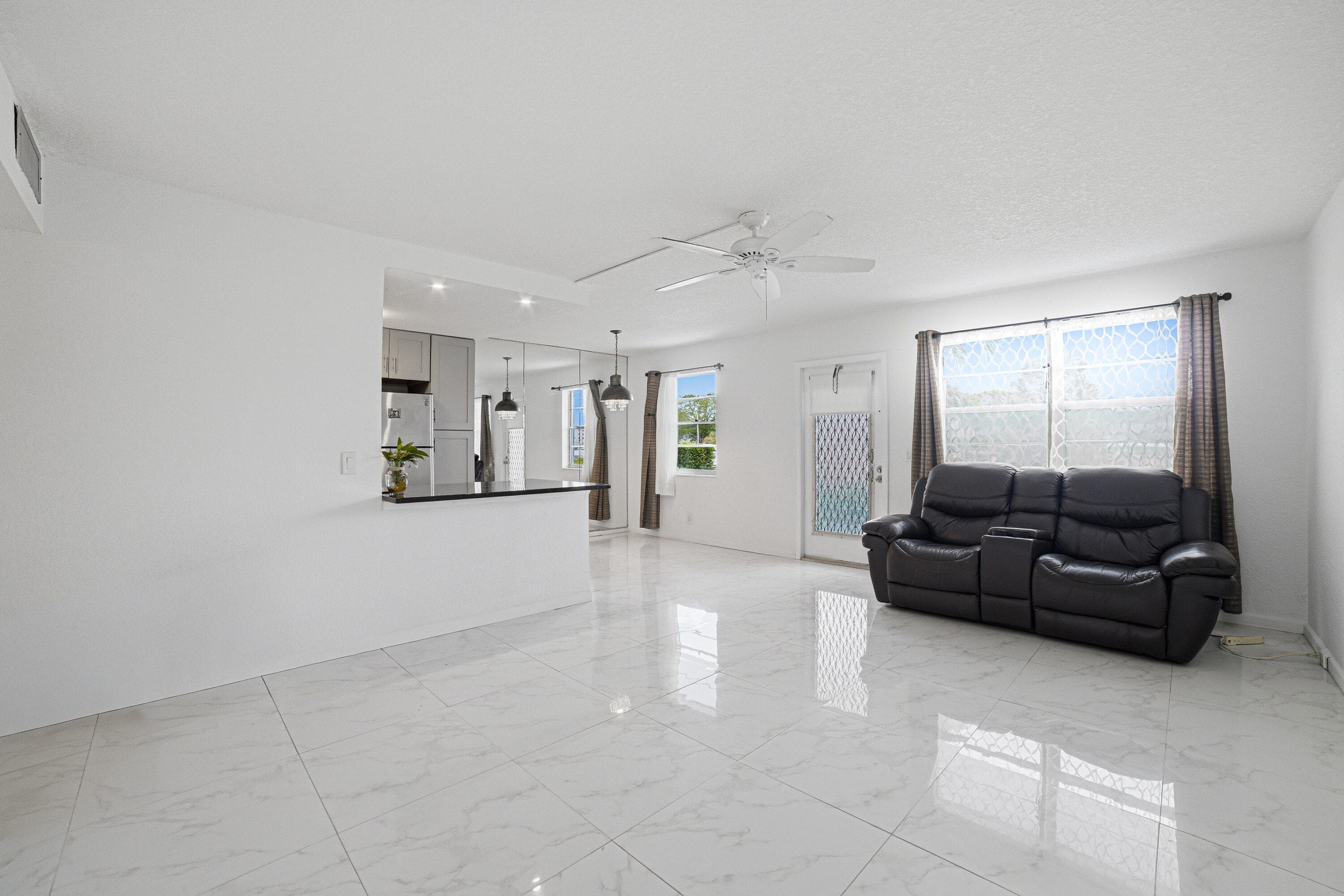 51 Markham C, Deerfield Beach, FL 33442 — photo 9 of 47
