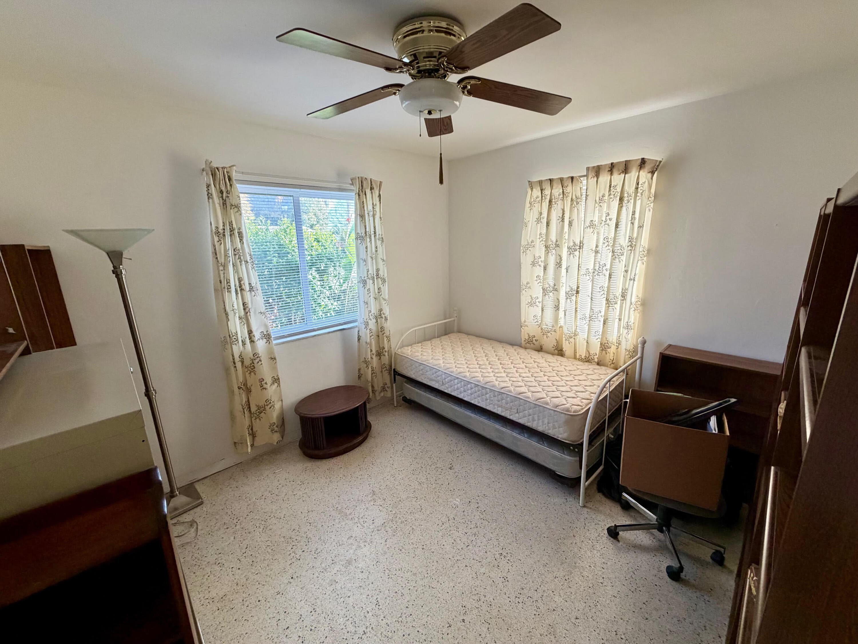 360 Forest Hill Boulevard, West Palm Beach, FL 33405 — photo 7 of 18
