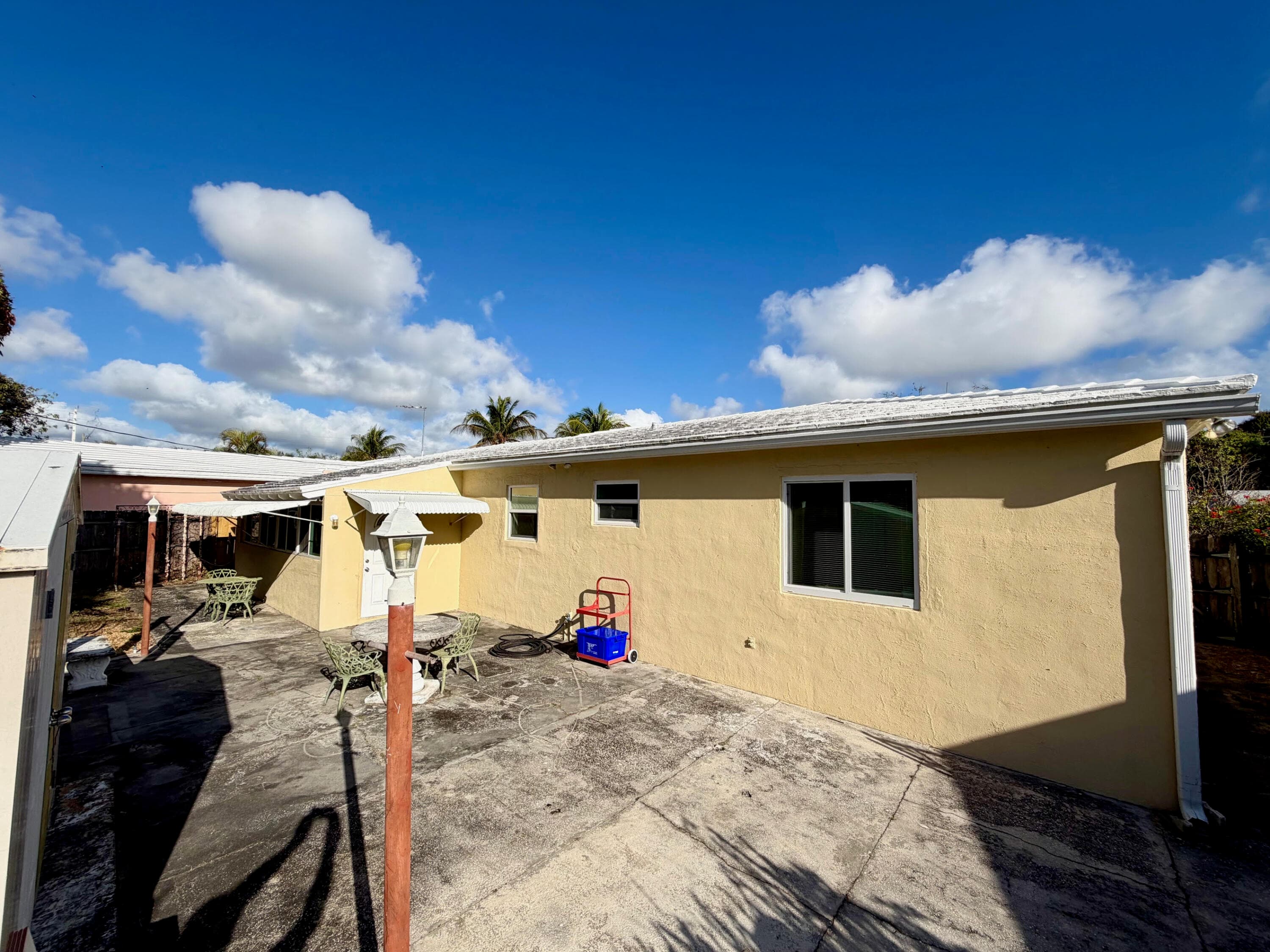 360 Forest Hill Boulevard, West Palm Beach, FL 33405 — photo 15 of 18