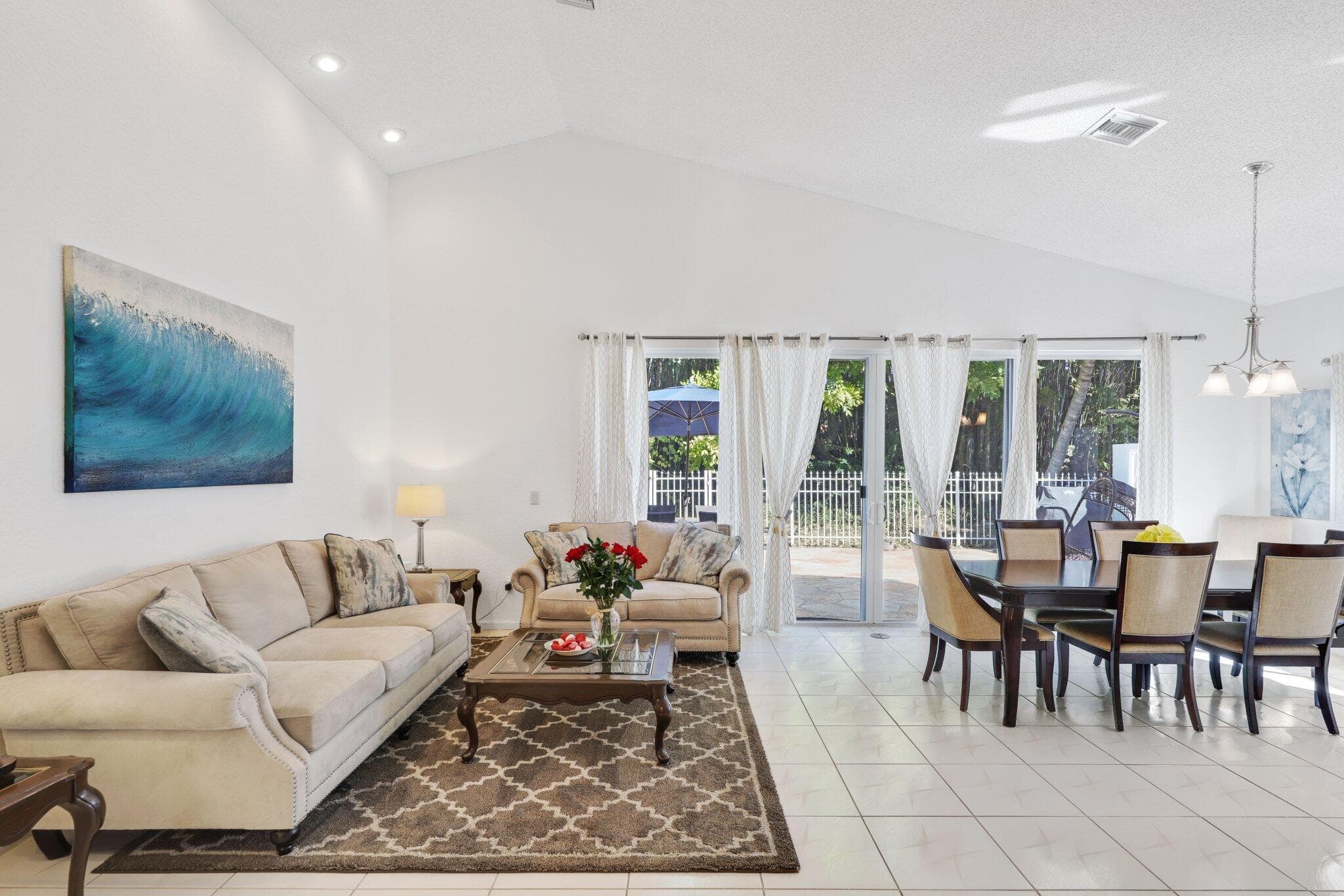 10418 Buena Ventura Drive, Boca Raton, FL 33498 — photo 13 of 55