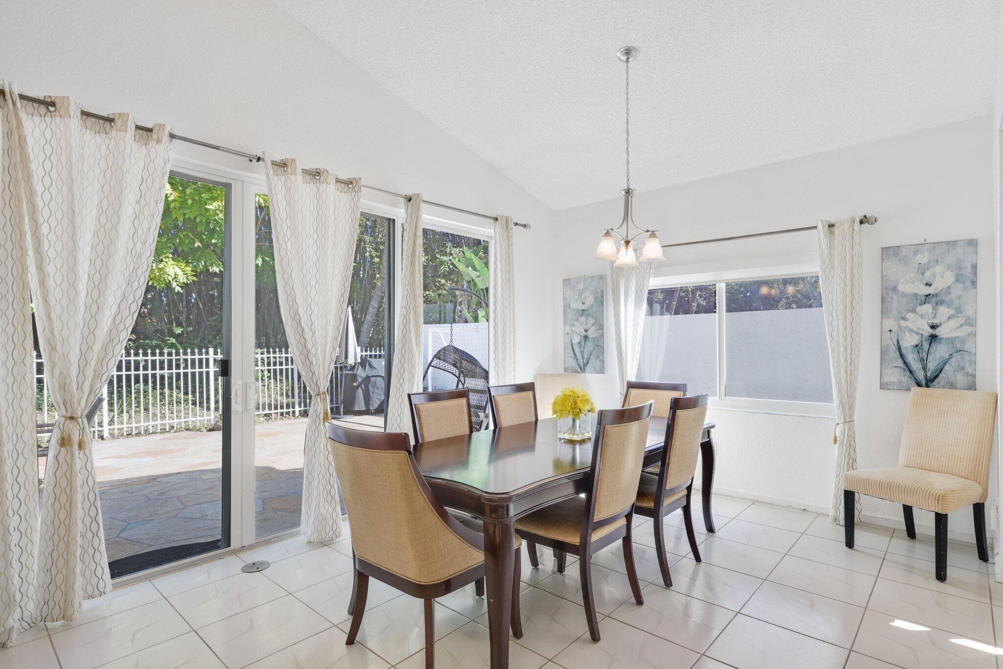 10418 Buena Ventura Drive, Boca Raton, FL 33498 — photo 9 of 55