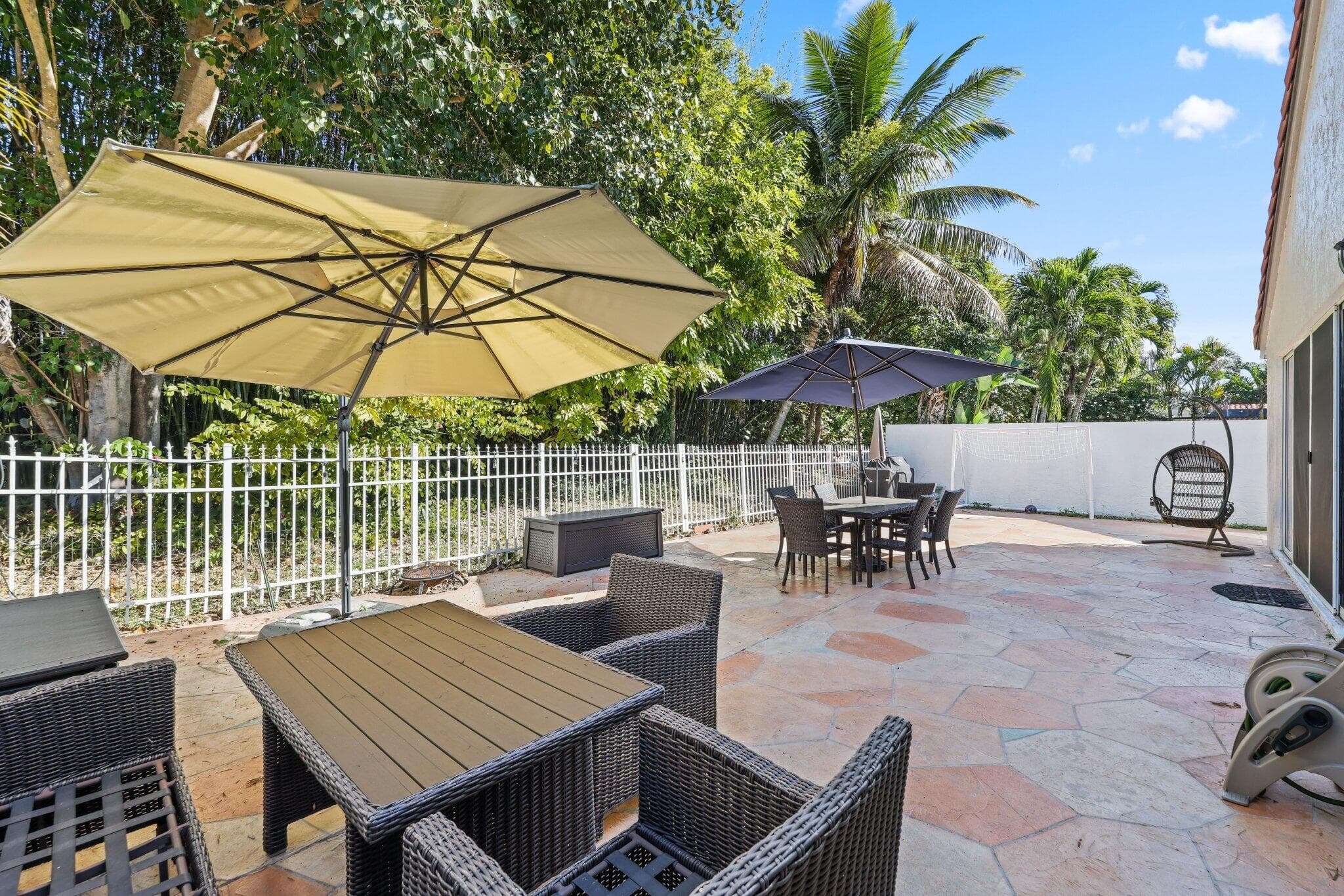 10418 Buena Ventura Drive, Boca Raton, FL 33498 — photo 27 of 55