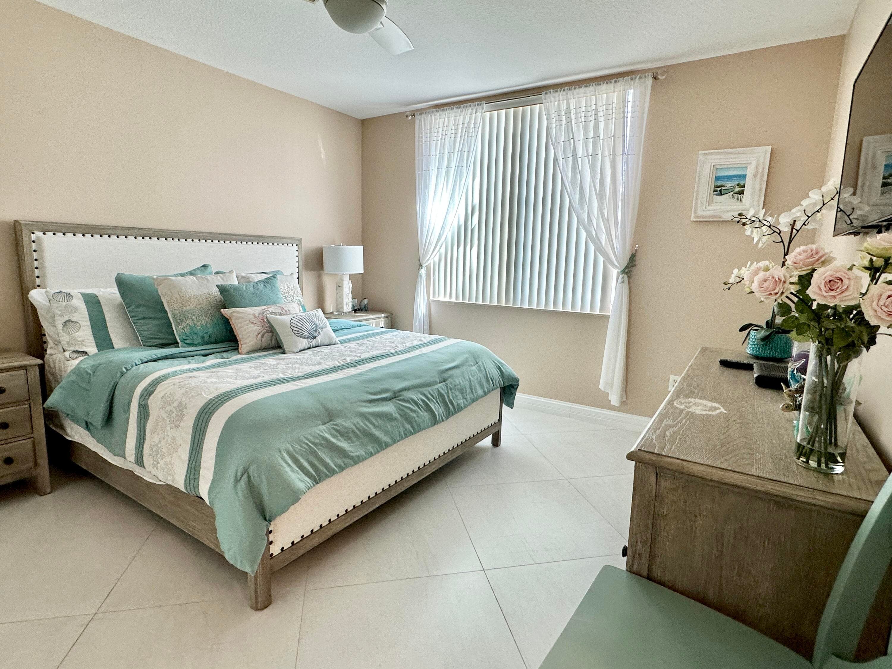 806 E Windward Way 508, Lantana, FL 33462 — photo 14 of 42
