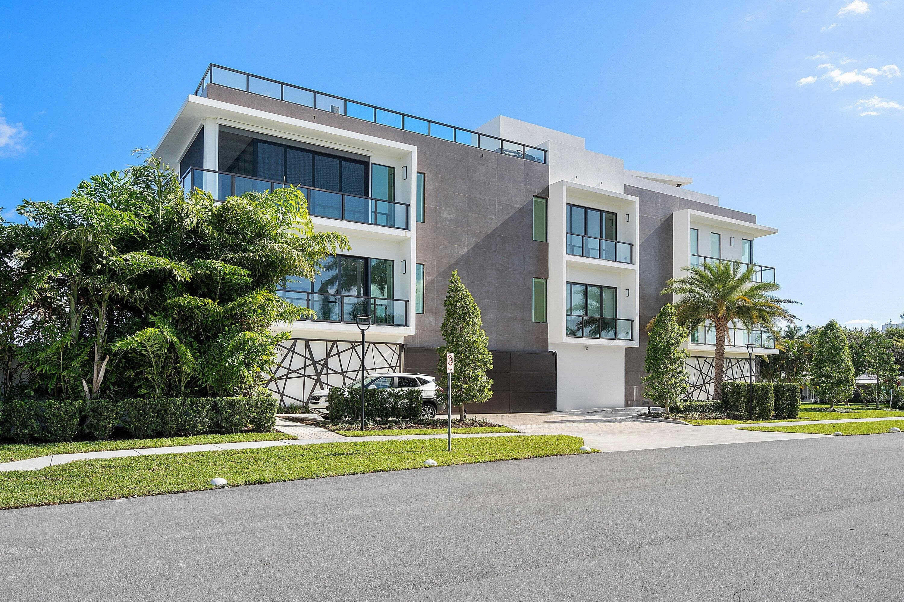 344 Venetian Drive 101, Delray Beach, FL 33483 — photo 1 of 55