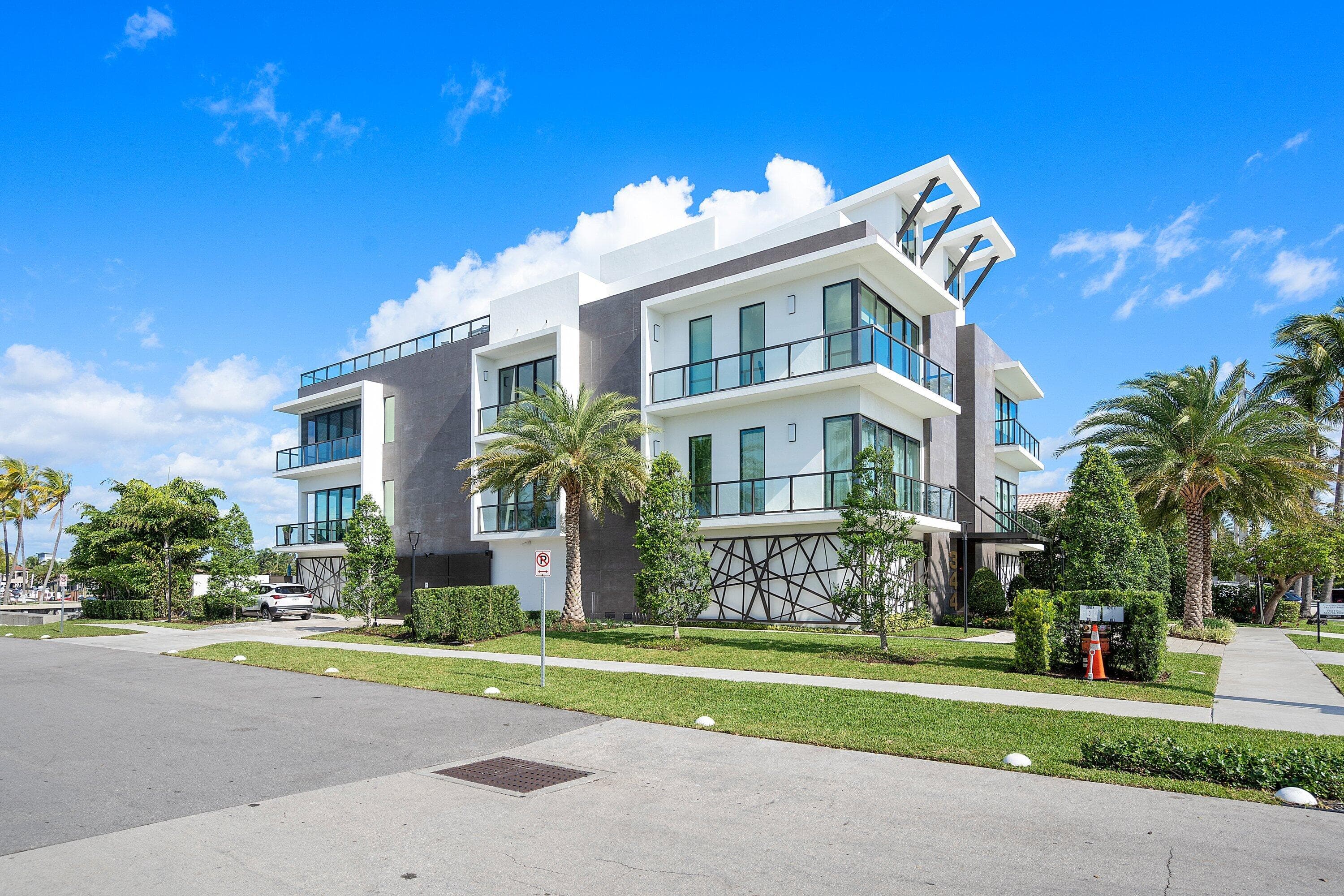 344 Venetian Drive 101, Delray Beach, FL 33483 — photo 4 of 55