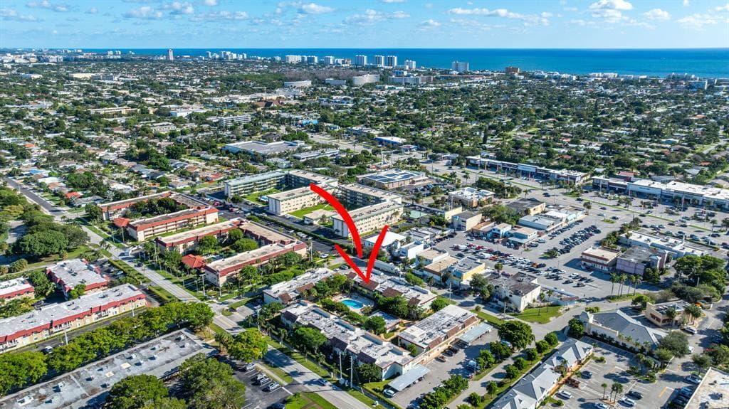 860 SE 6th Avenue 303, Deerfield Beach, FL 33441 — photo 5 of 35