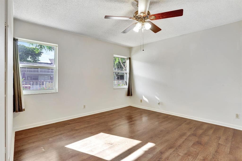 860 SE 6th Avenue 303, Deerfield Beach, FL 33441 — photo 27 of 35